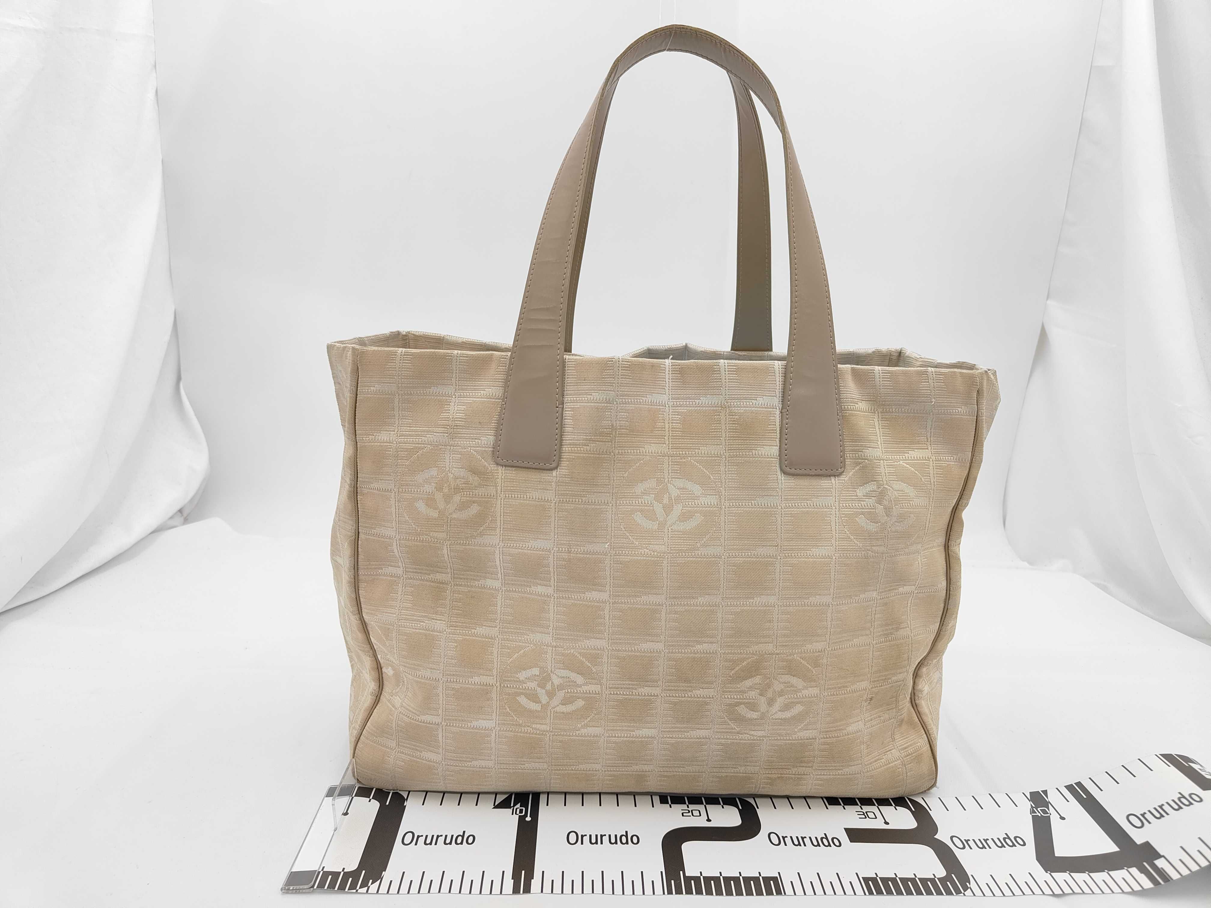 New Travel Nylon x Leather Beige Tote Bag — view 2