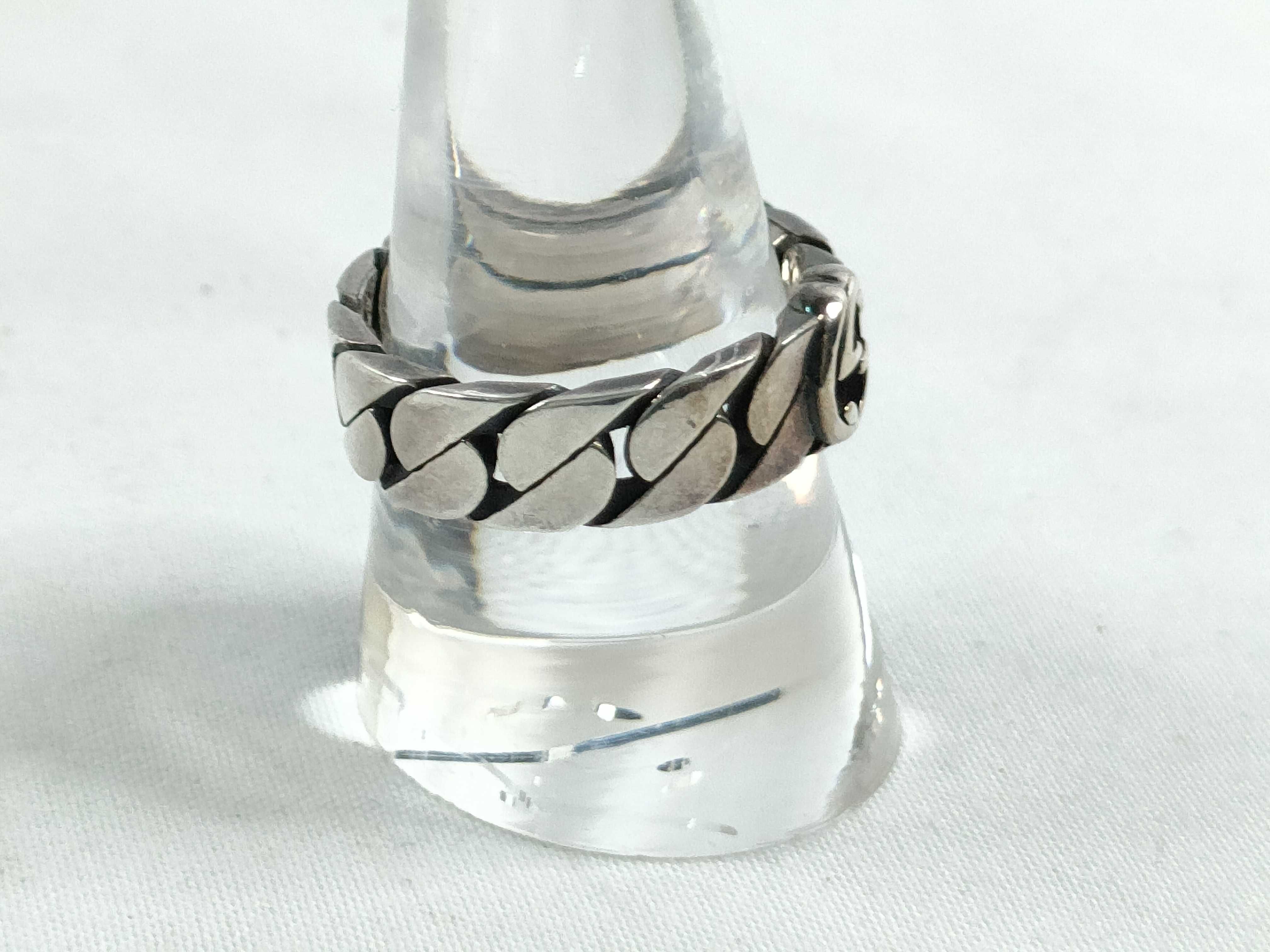Interlocking G Silver Ring (8824) — view 4