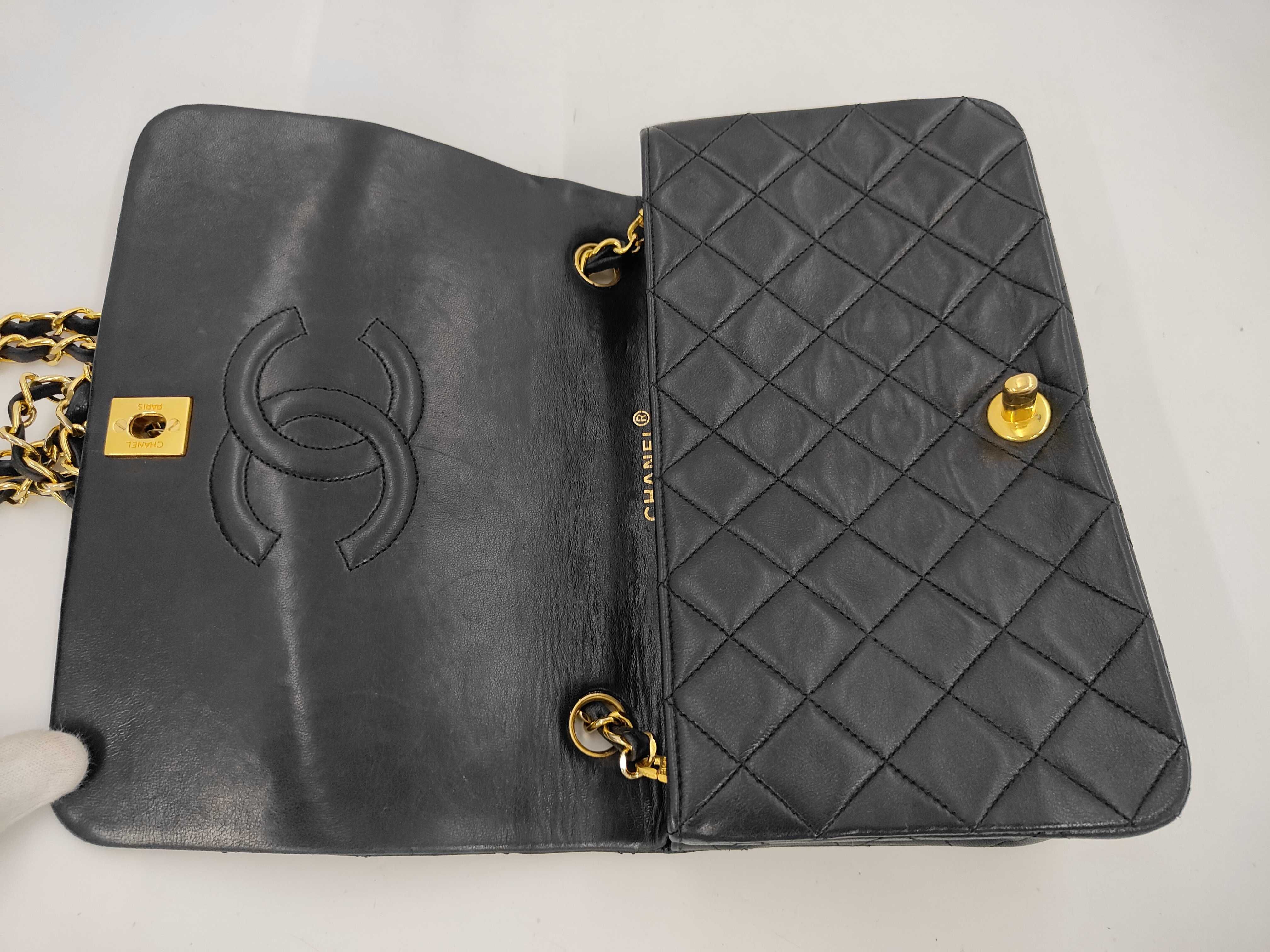 Matelassé Full Flap Chain Shoulder Bag — view 8