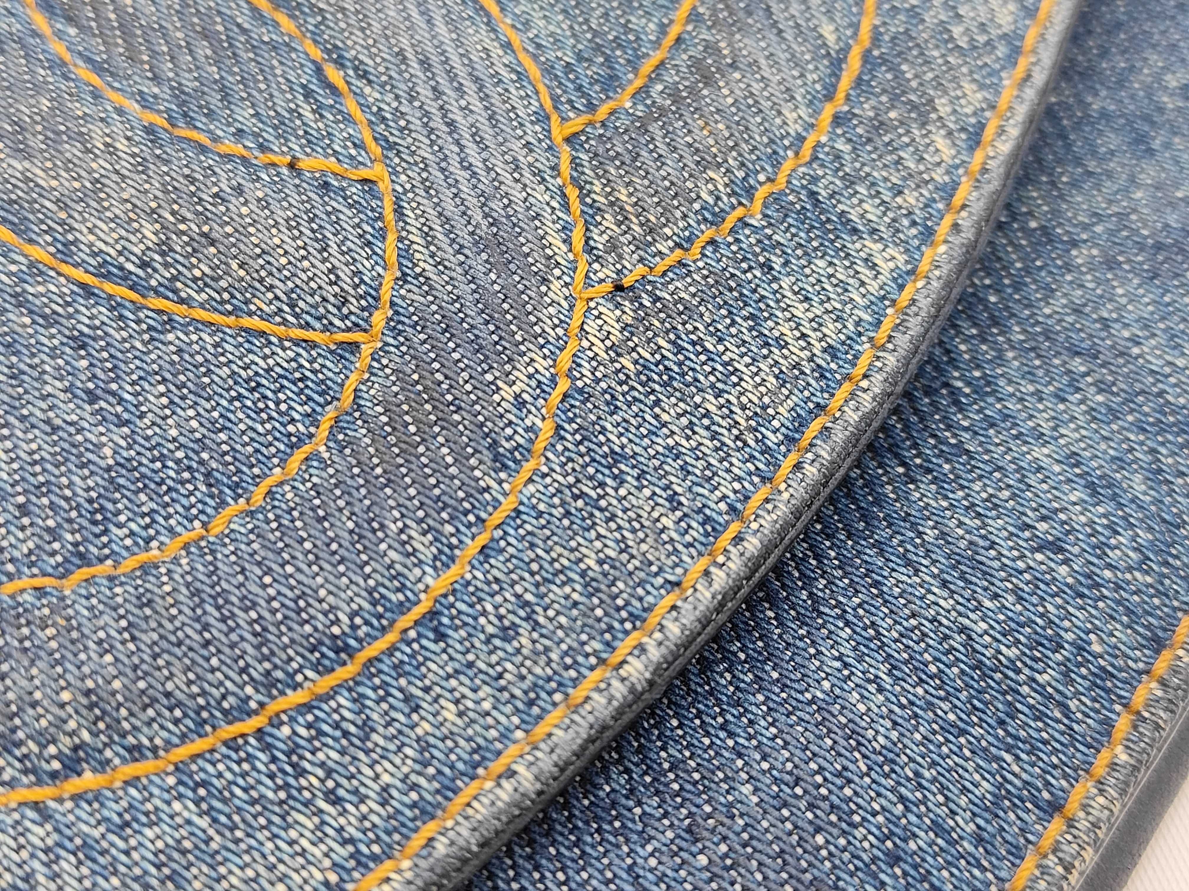 denim chain wallet, blue, serial number 4, shoulder bag. — view 14