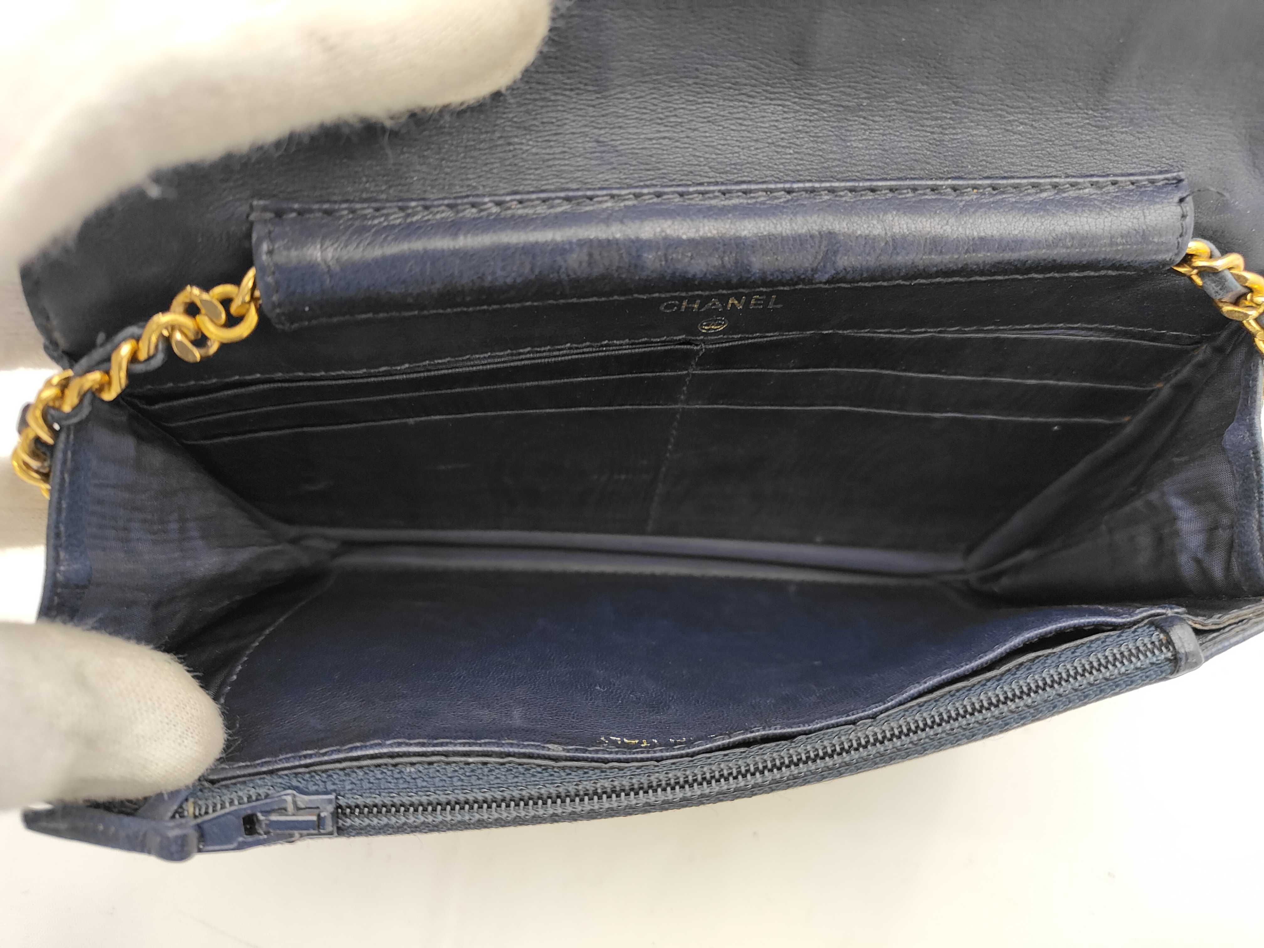 denim chain wallet, blue, serial number 4, shoulder bag. — view 9