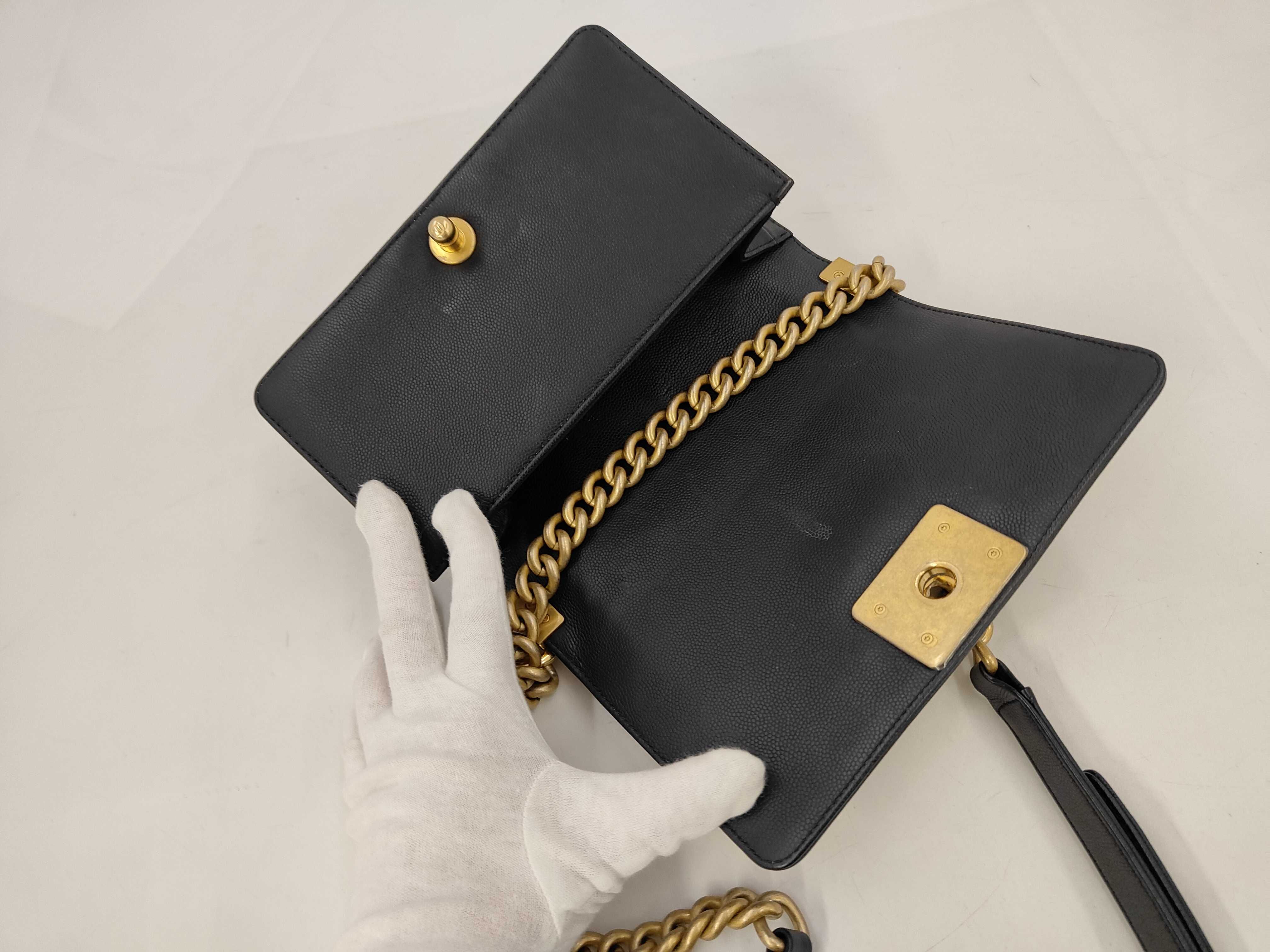 Leboy Small Chain Shoulder Bag — view 8