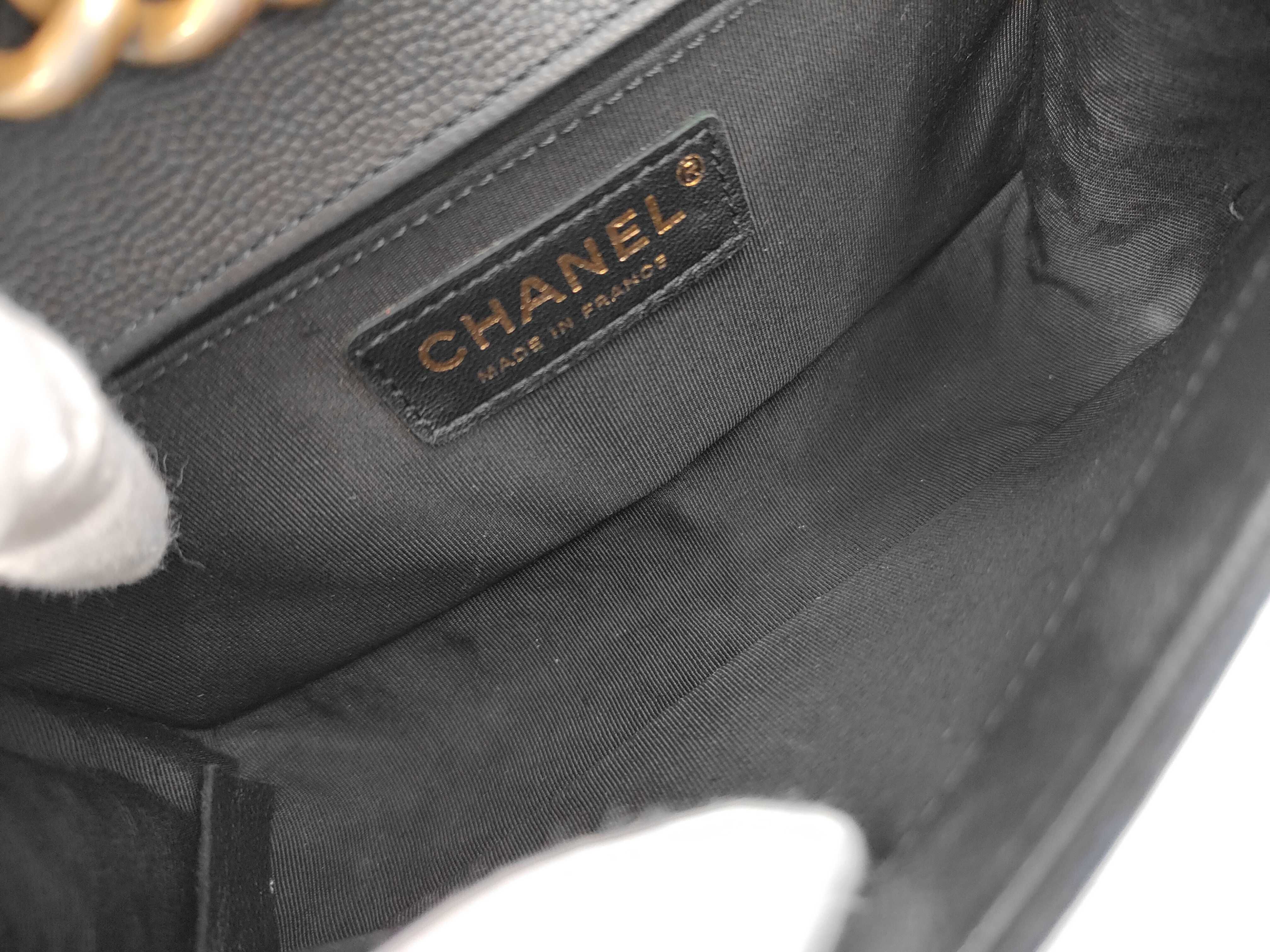 Leboy Small Chain Shoulder Bag — view 9