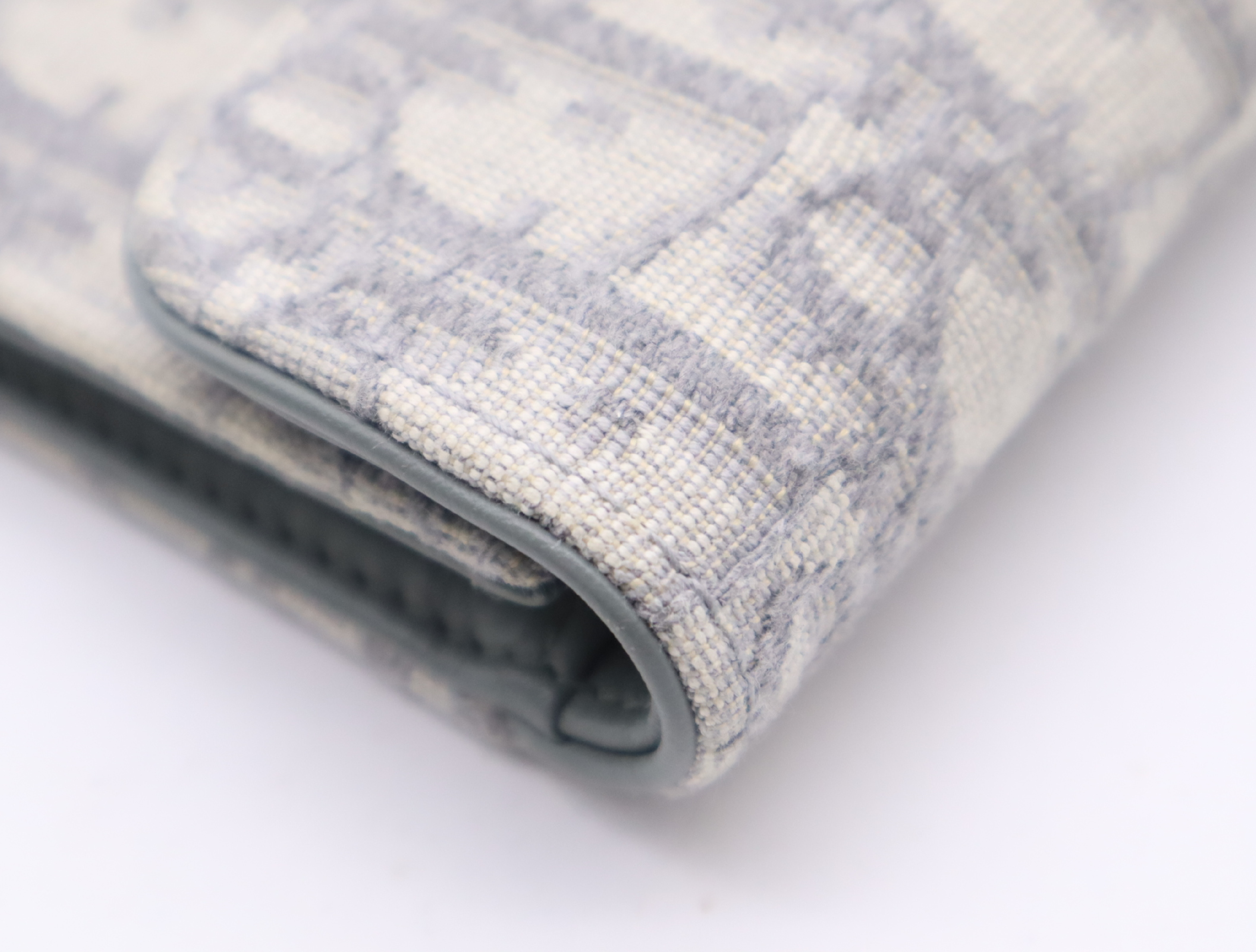 S5652 CTZQ Oblique Jacquard Saddle Lotus Wallet, Gray, with dust bag. — view 8