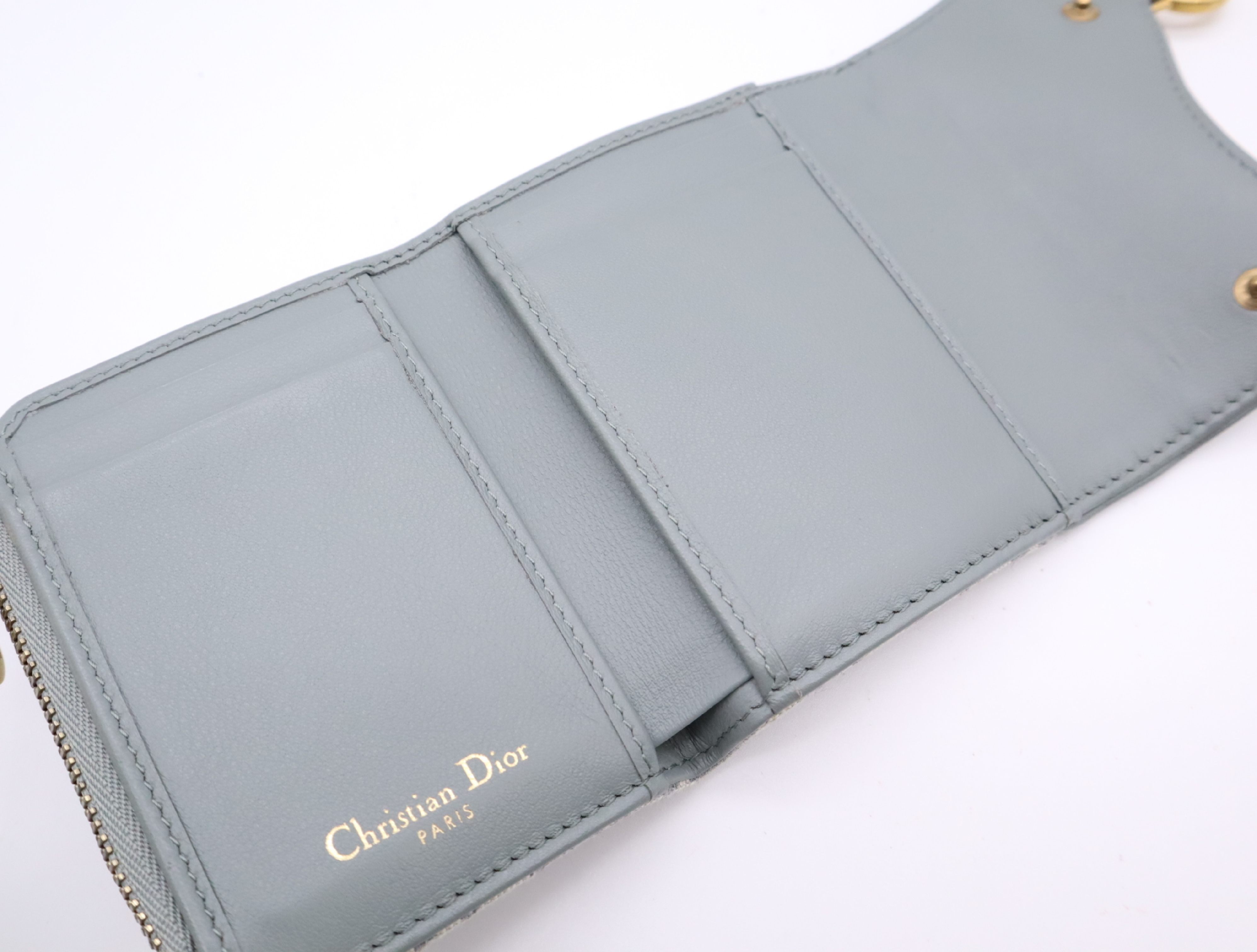 S5652 CTZQ Oblique Jacquard Saddle Lotus Wallet, Gray, with dust bag. — view 10