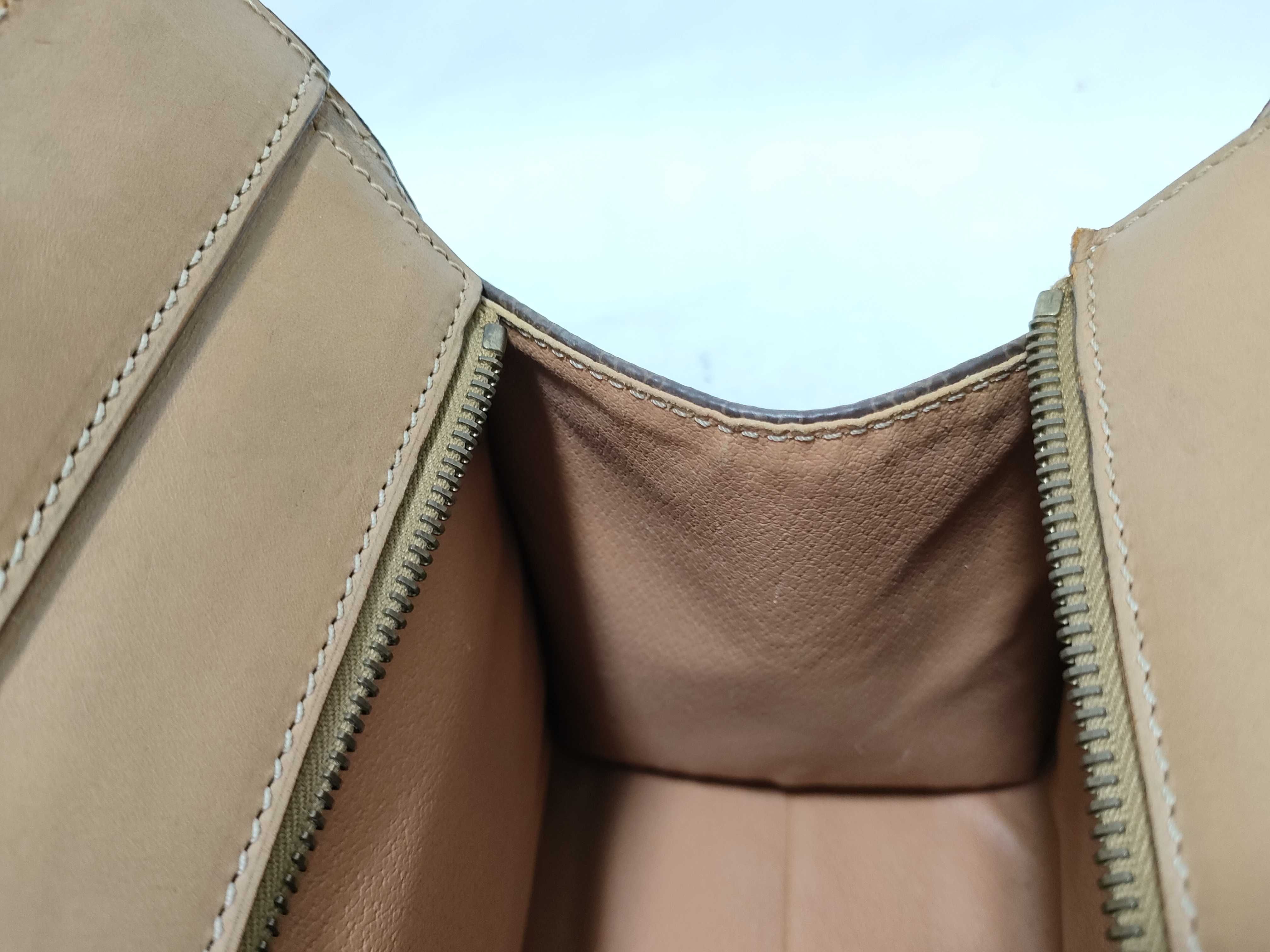 Handbag with Gold Hardware 260907A5305 — view 9