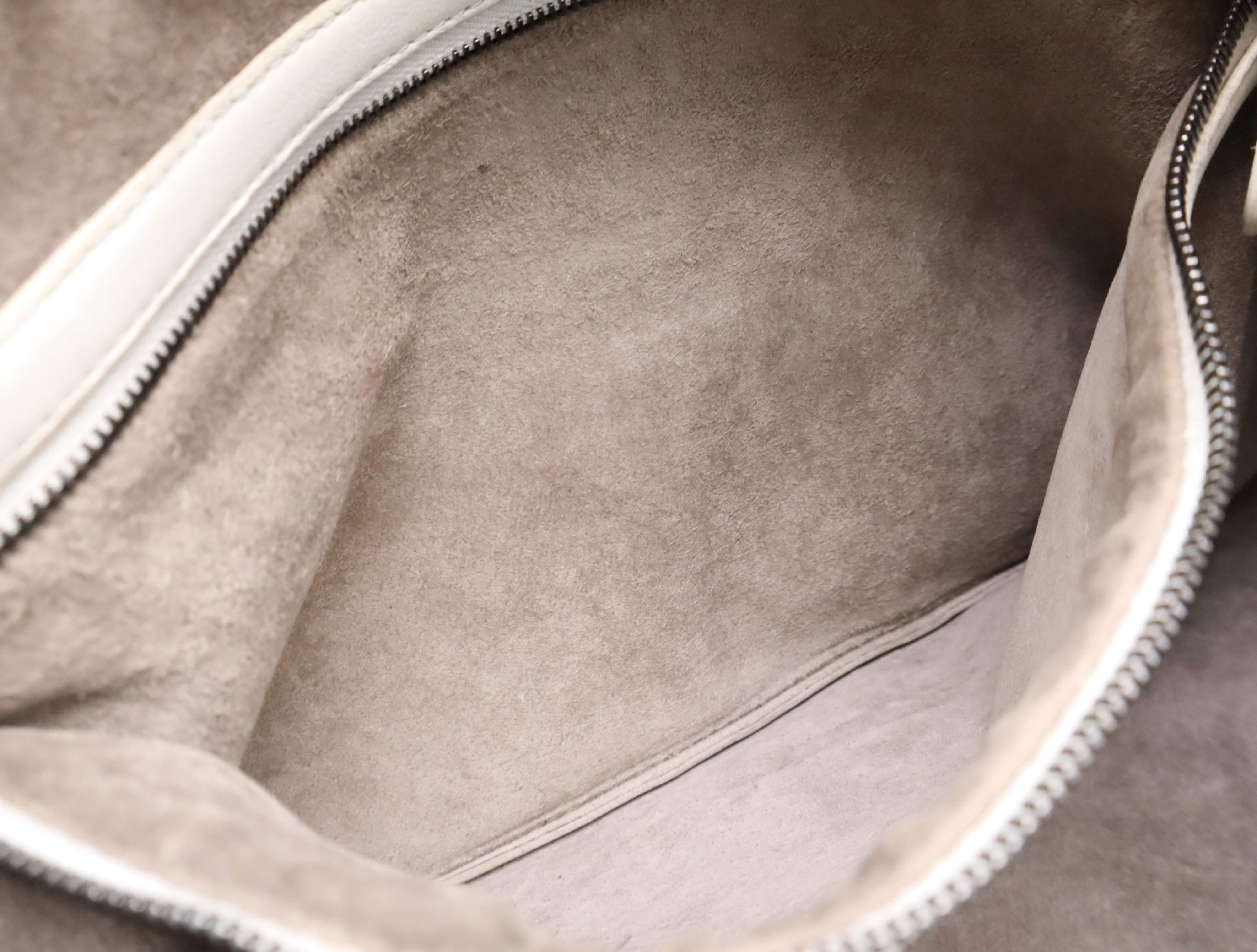 Leather Intrecciato Hobo Bag White Tote Bag — view 14