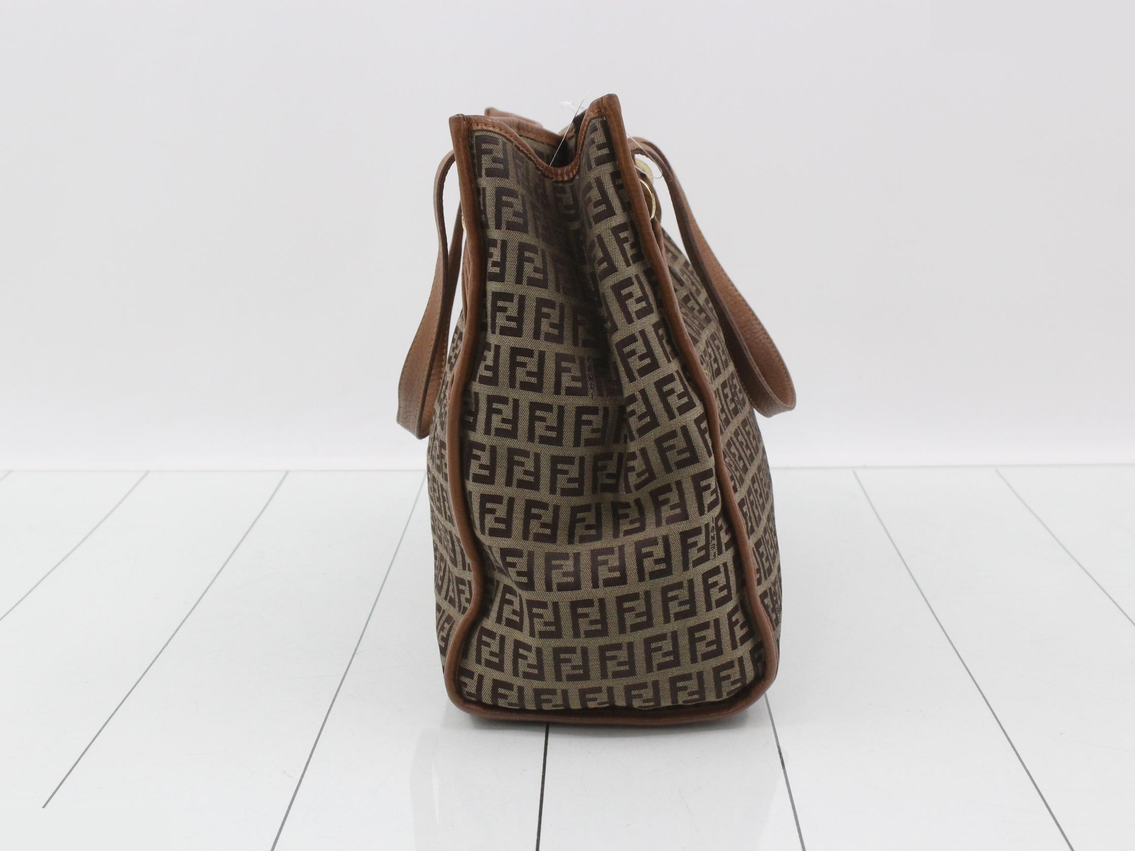 Zucchino handbag, brown canvas and leather. — view 3