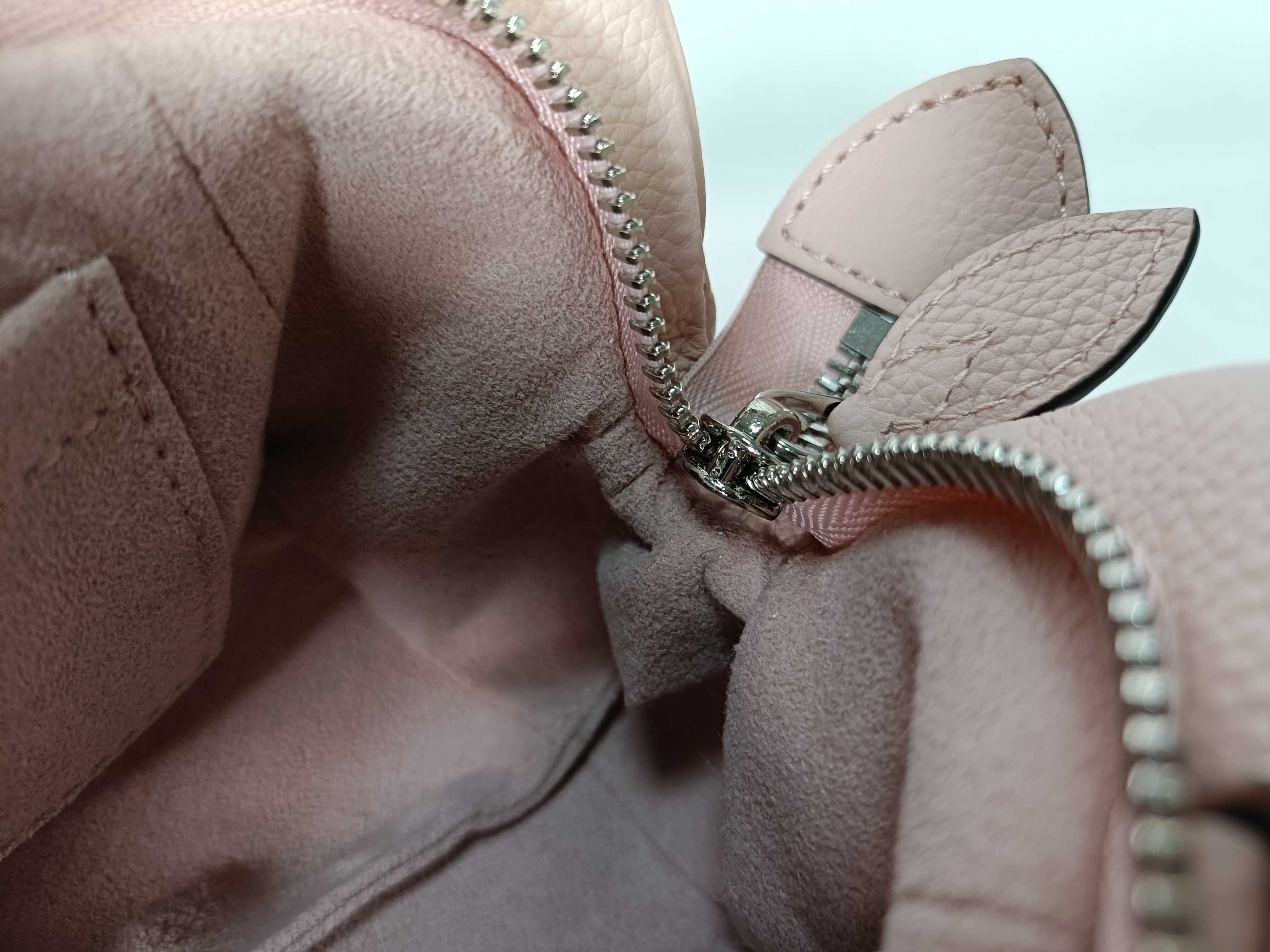 LV Mahina Scala Mini M80092 Shoulder Bag — view 10