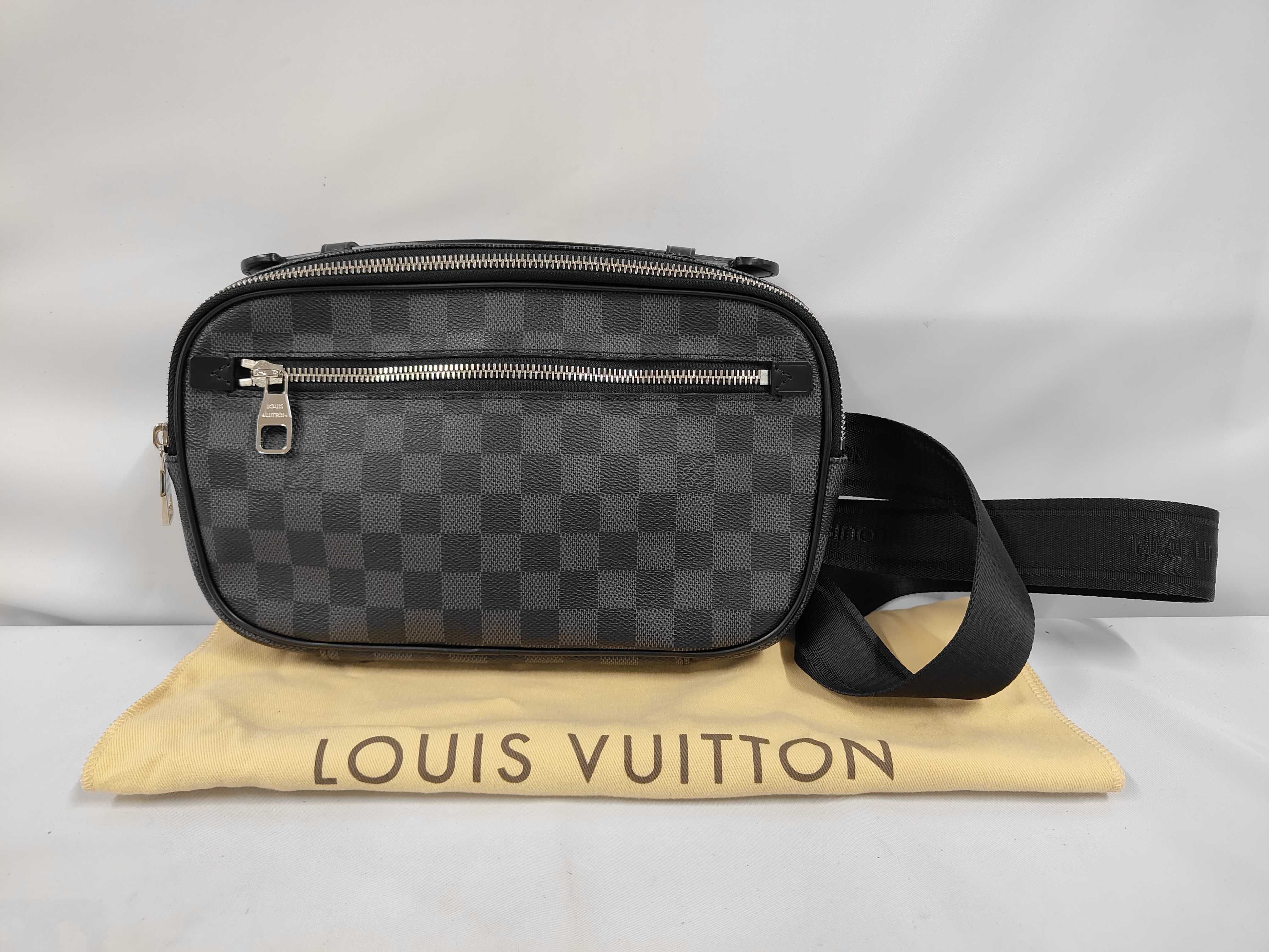 Damier Graphite Ambrelle N41289 Gray Shoulder Bag (RFID detected)