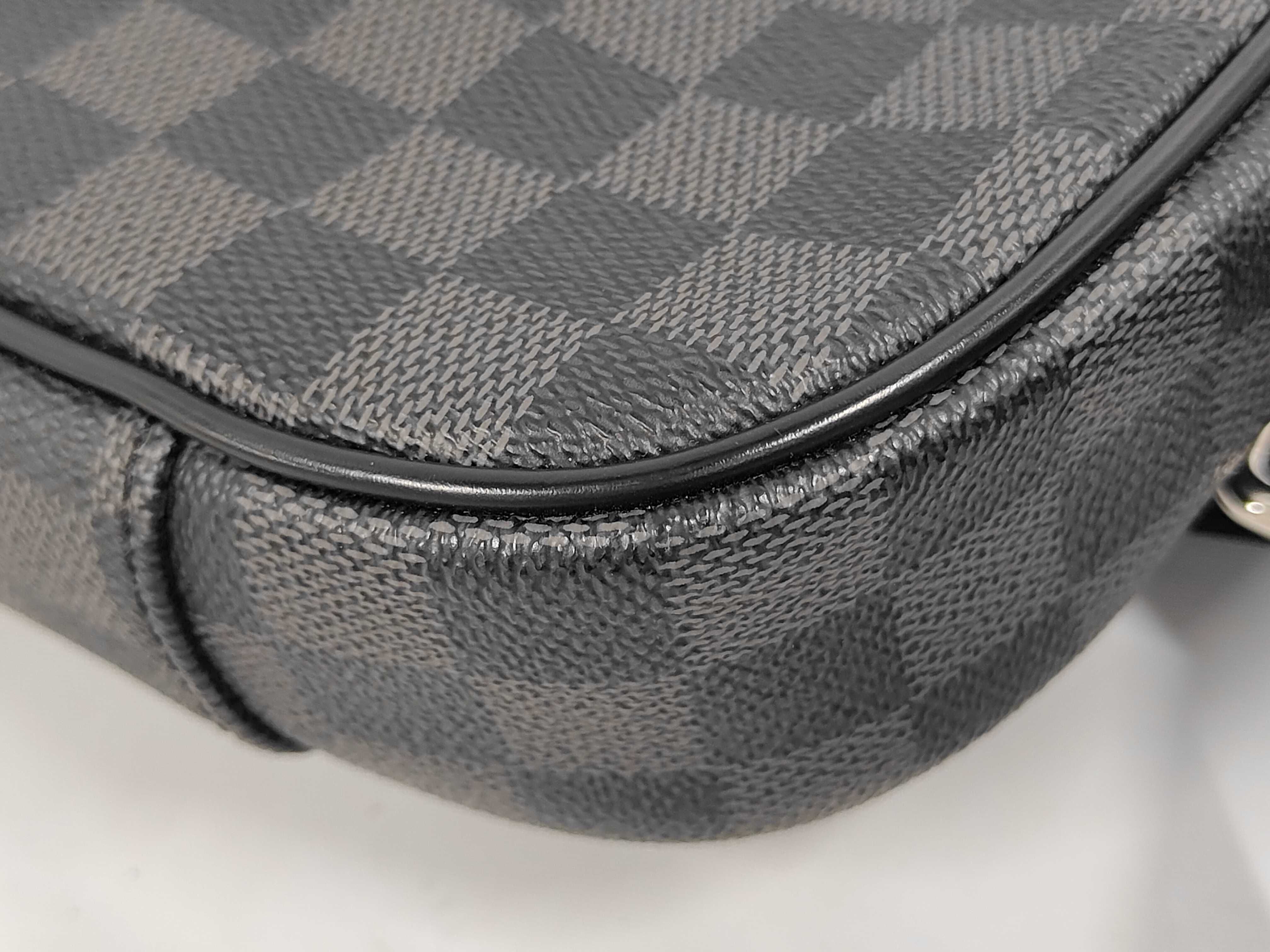 Damier Graphite Ambrelle N41289 Gray Shoulder Bag (RFID detected) — view 4