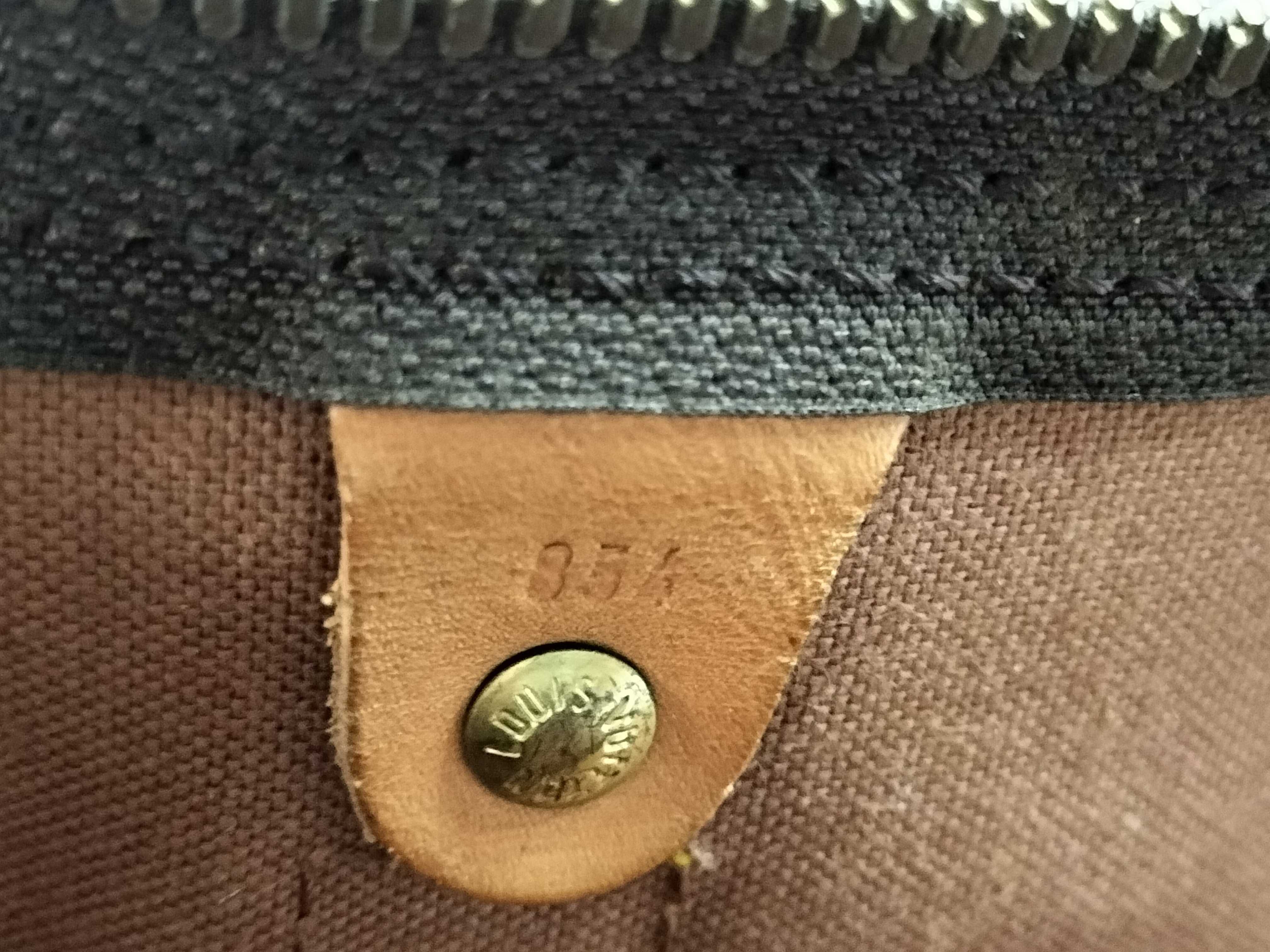 Monogram M41424 Keepall 55 Boston Bag — view 14