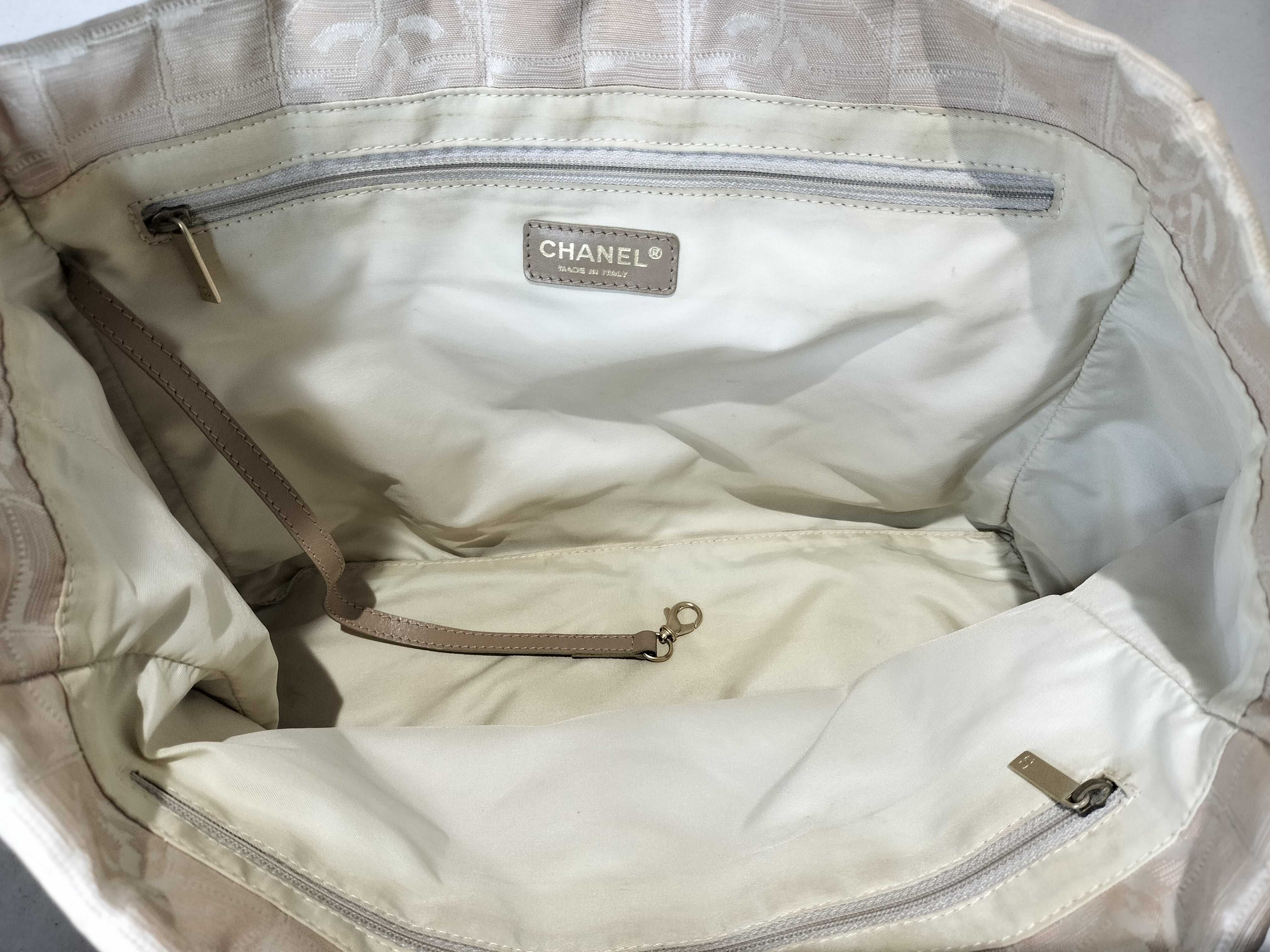 New Travel Line Handbag — view 8