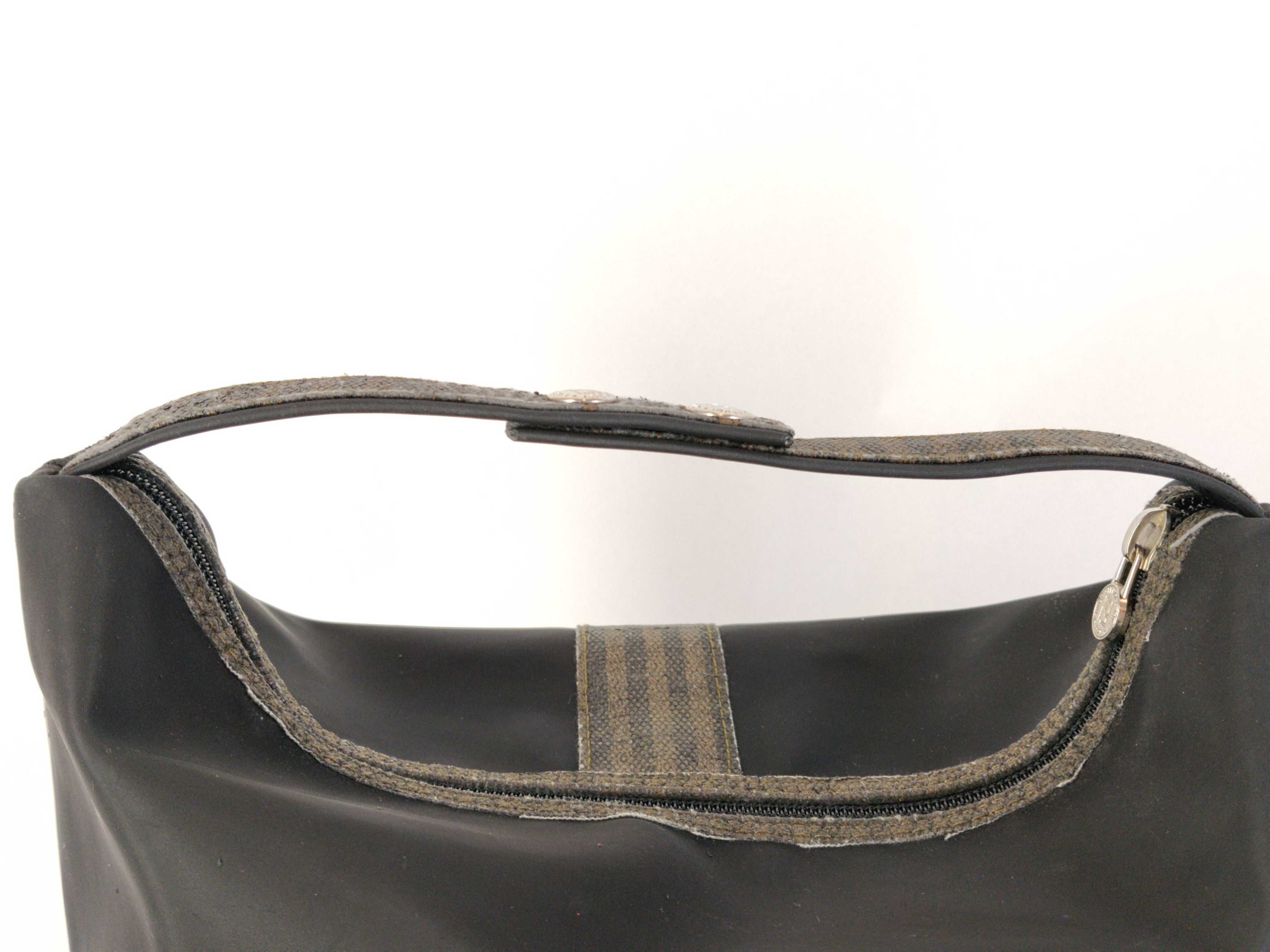 Pecan Pattern Accessory Pouch Shoulder Bag Black Pouch — view 3