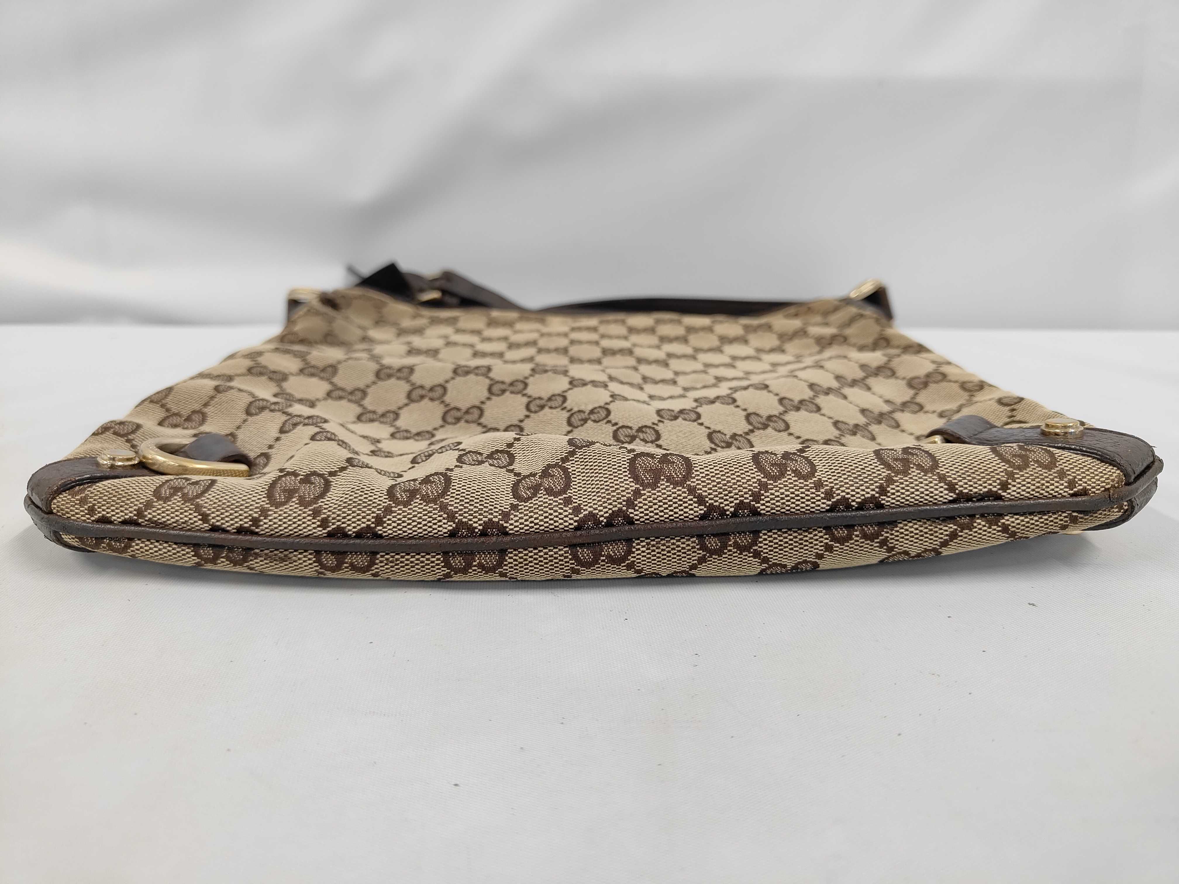 GG Canvas x Leather Shoulder Bag — view 3