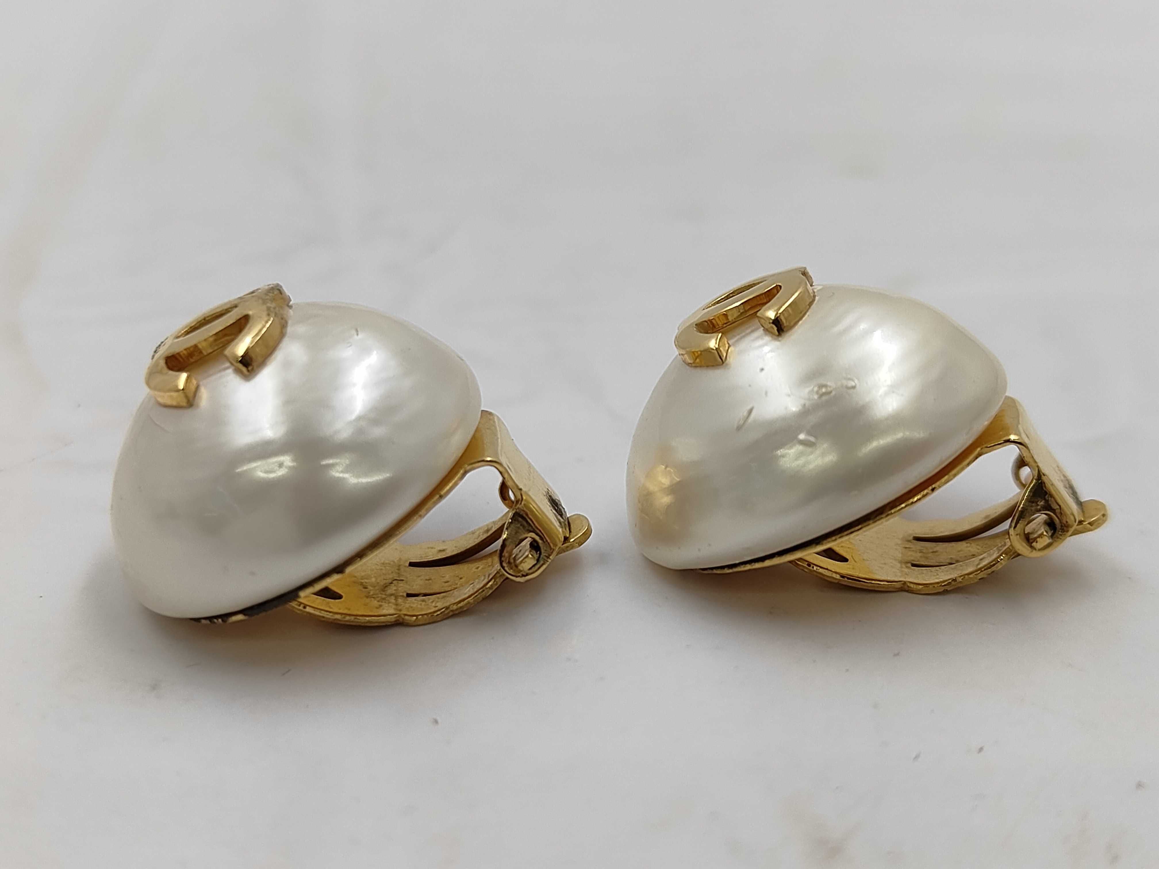 earrings — view 4