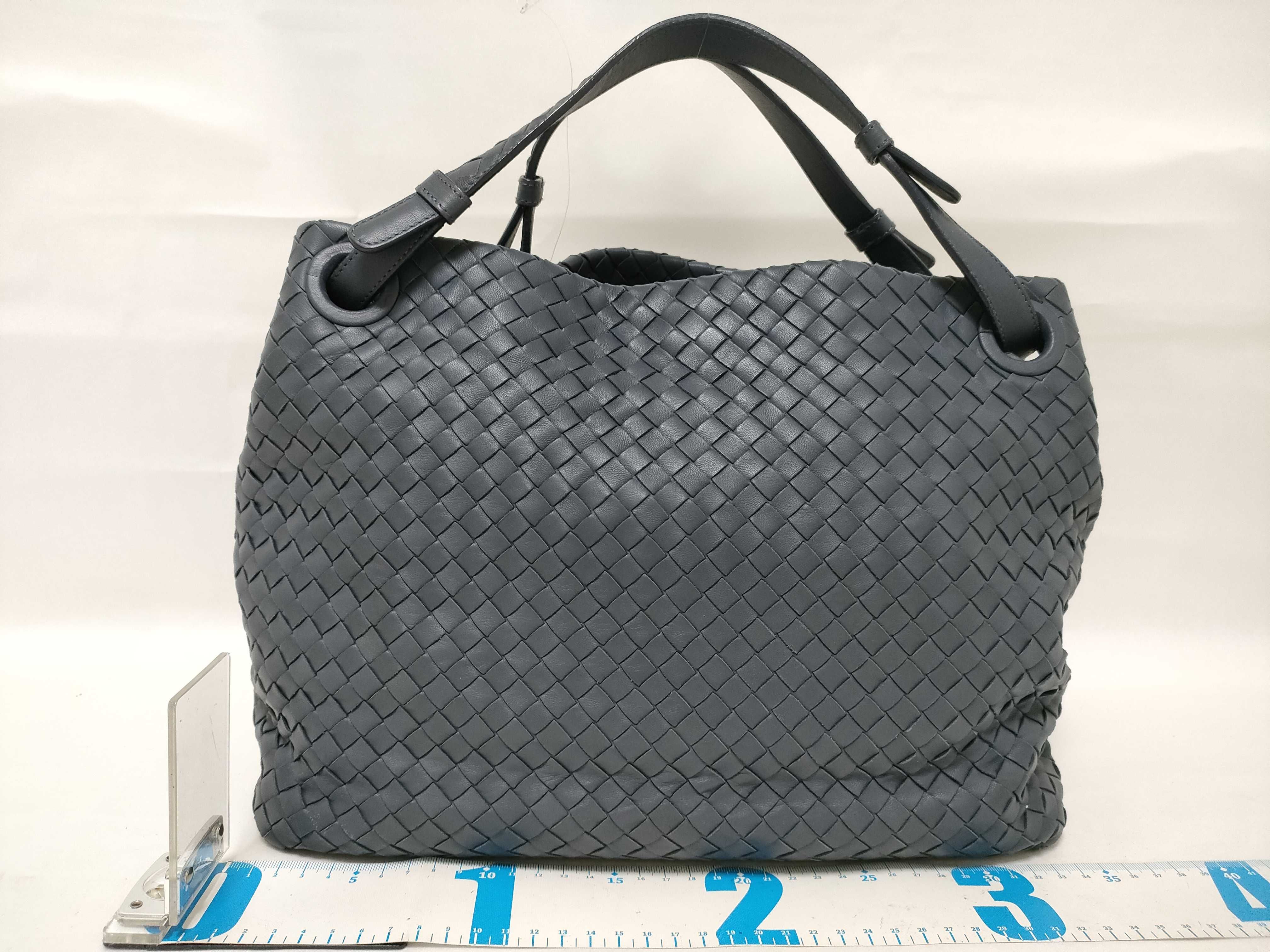 Intrecciato Garda Bag Handbag 179320 Navy W33cm Handbag — view 2