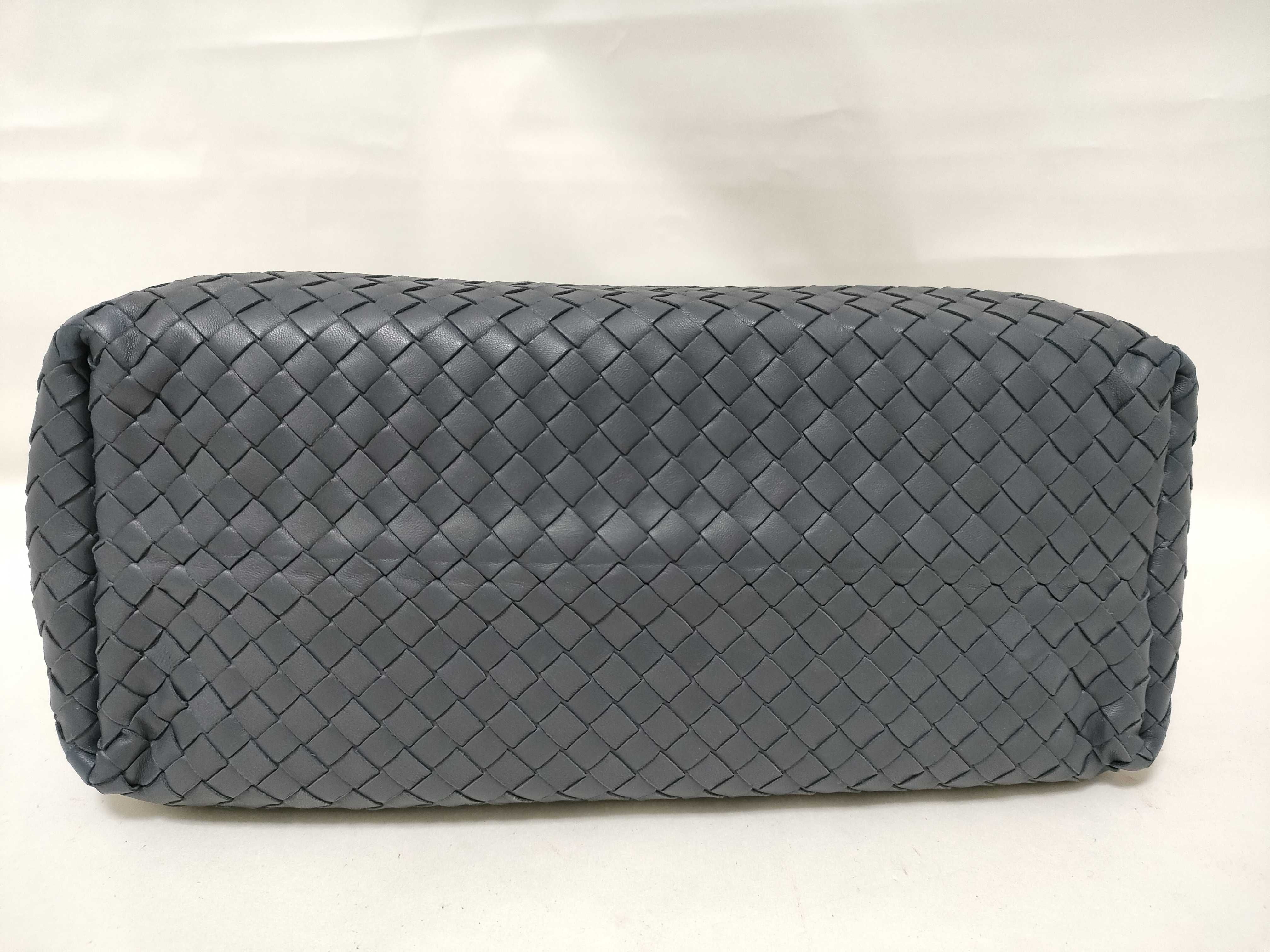 Intrecciato Garda Bag Handbag 179320 Navy W33cm Handbag — view 7
