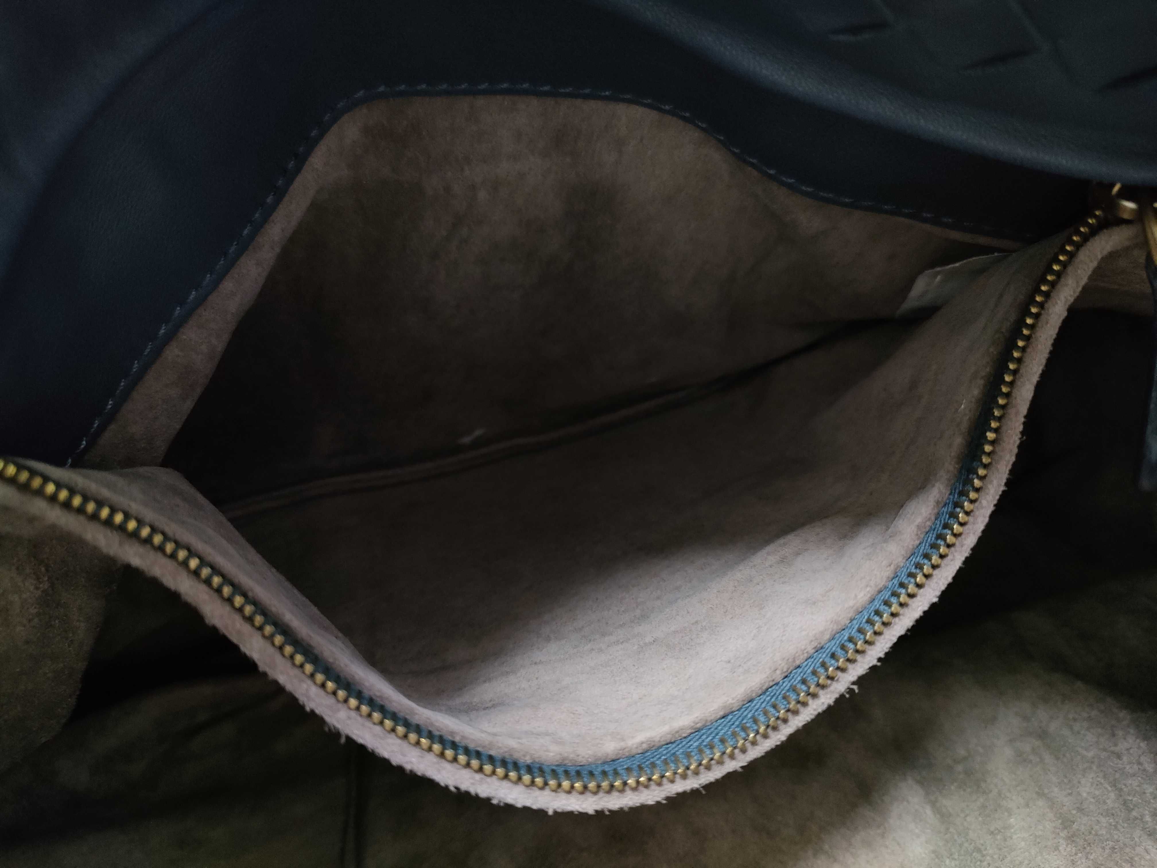 Intrecciato Garda Bag Handbag 179320 Navy W33cm Handbag — view 10