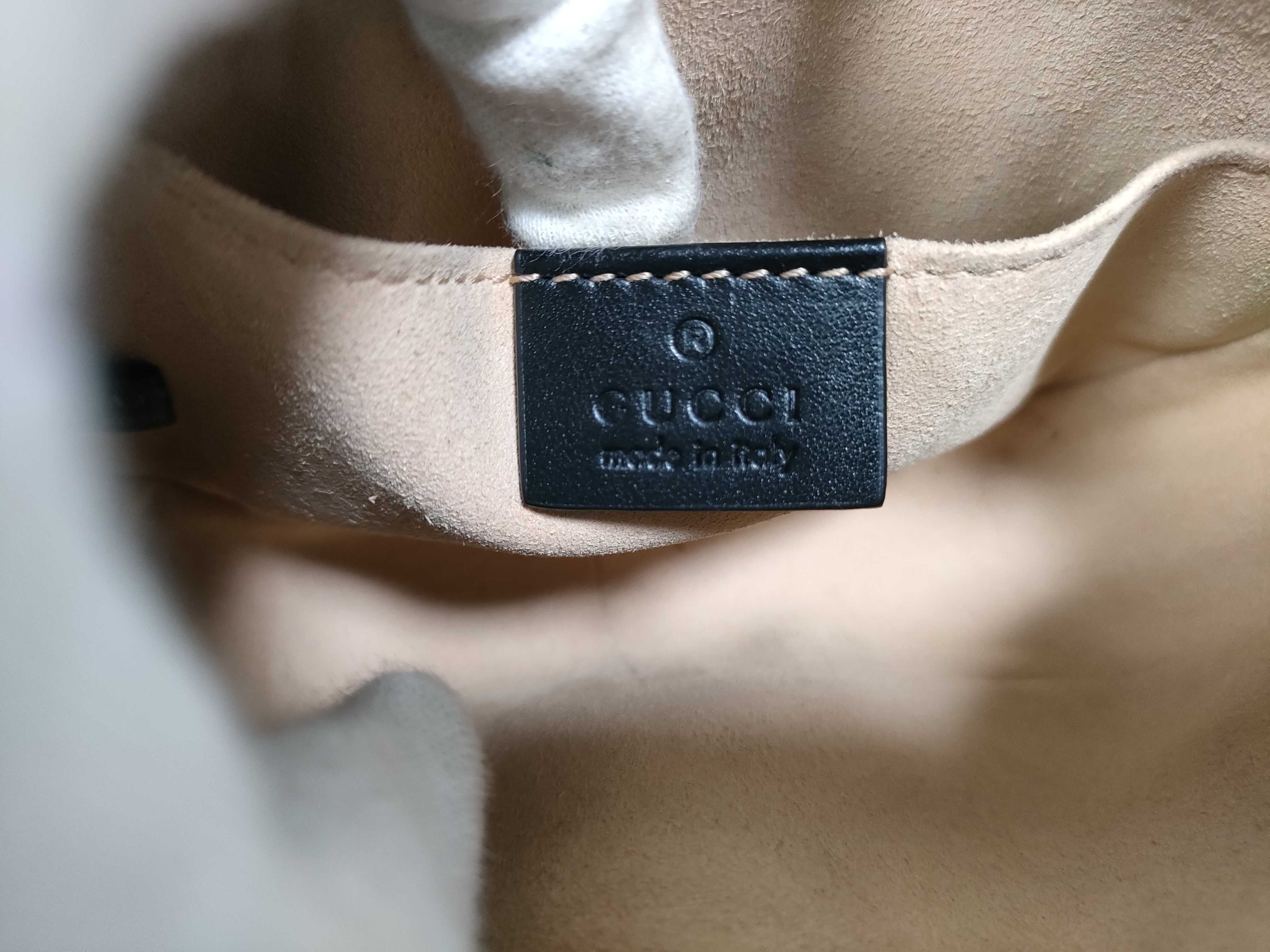 GG Marmont Shoulder Bag — view 15