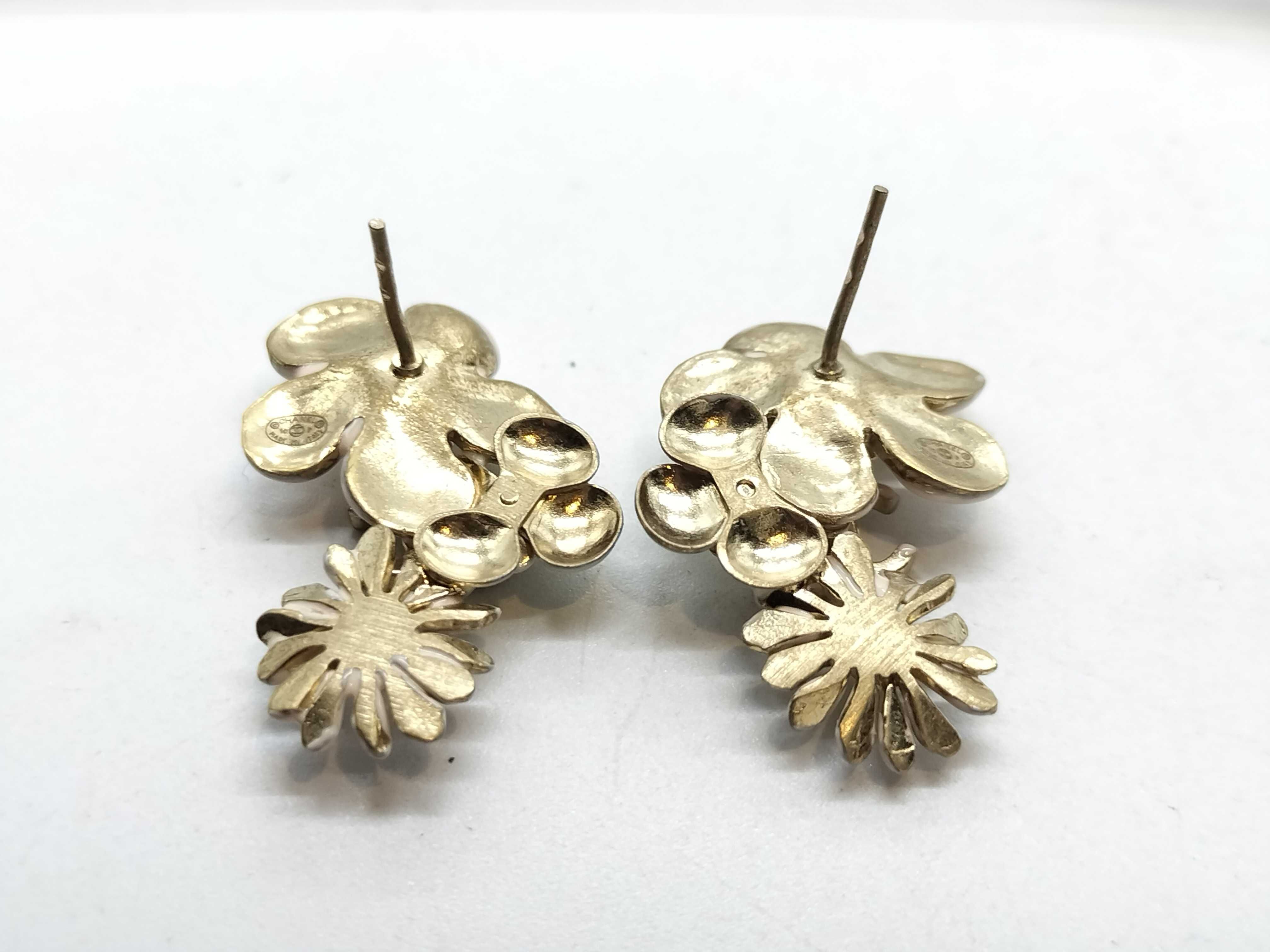 Flower Motif Coco Mark 10P Earrings — view 4