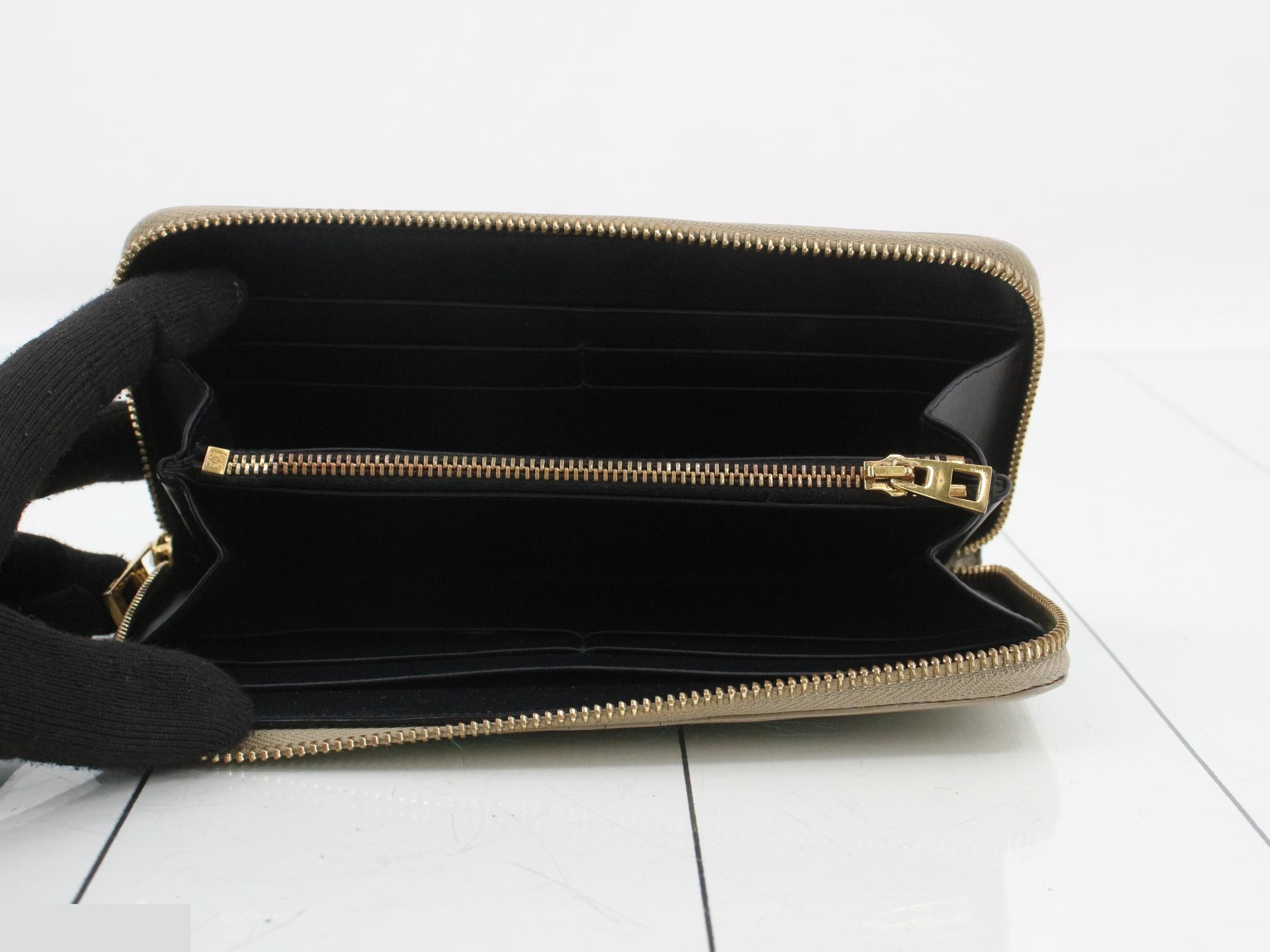 Anagram Long Wallet, Around Zip, Beige, 261604 — view 4