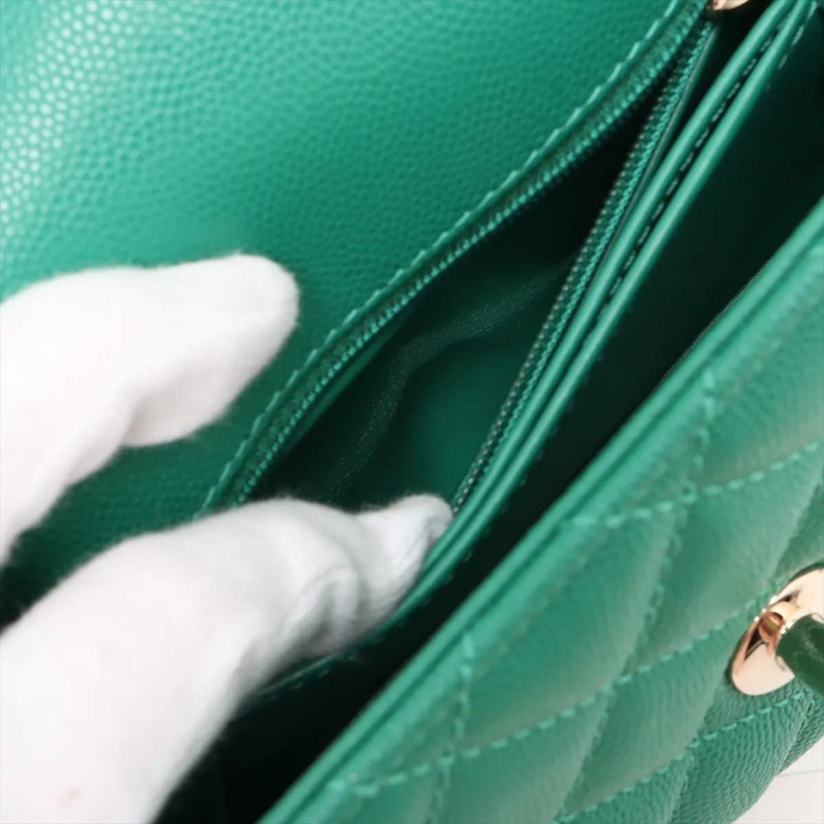 [Individually wrapped] Chanel Coco Handle 19 XXS Caviar Skin 2WAY Handbag Green Gold Hardware T6L16E6A Random Plate AS2215 — view 11