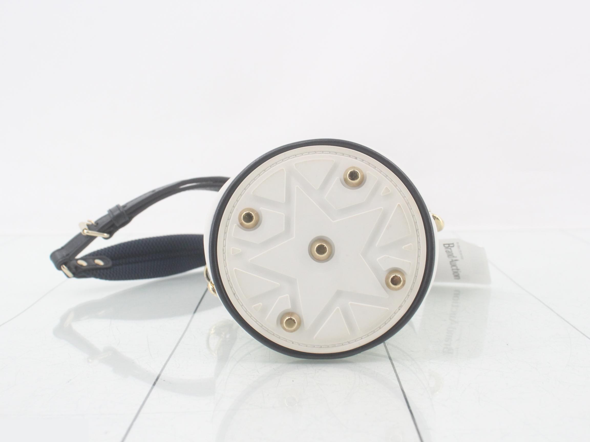 Bucket 2-Way Shoulder Bag — view 3