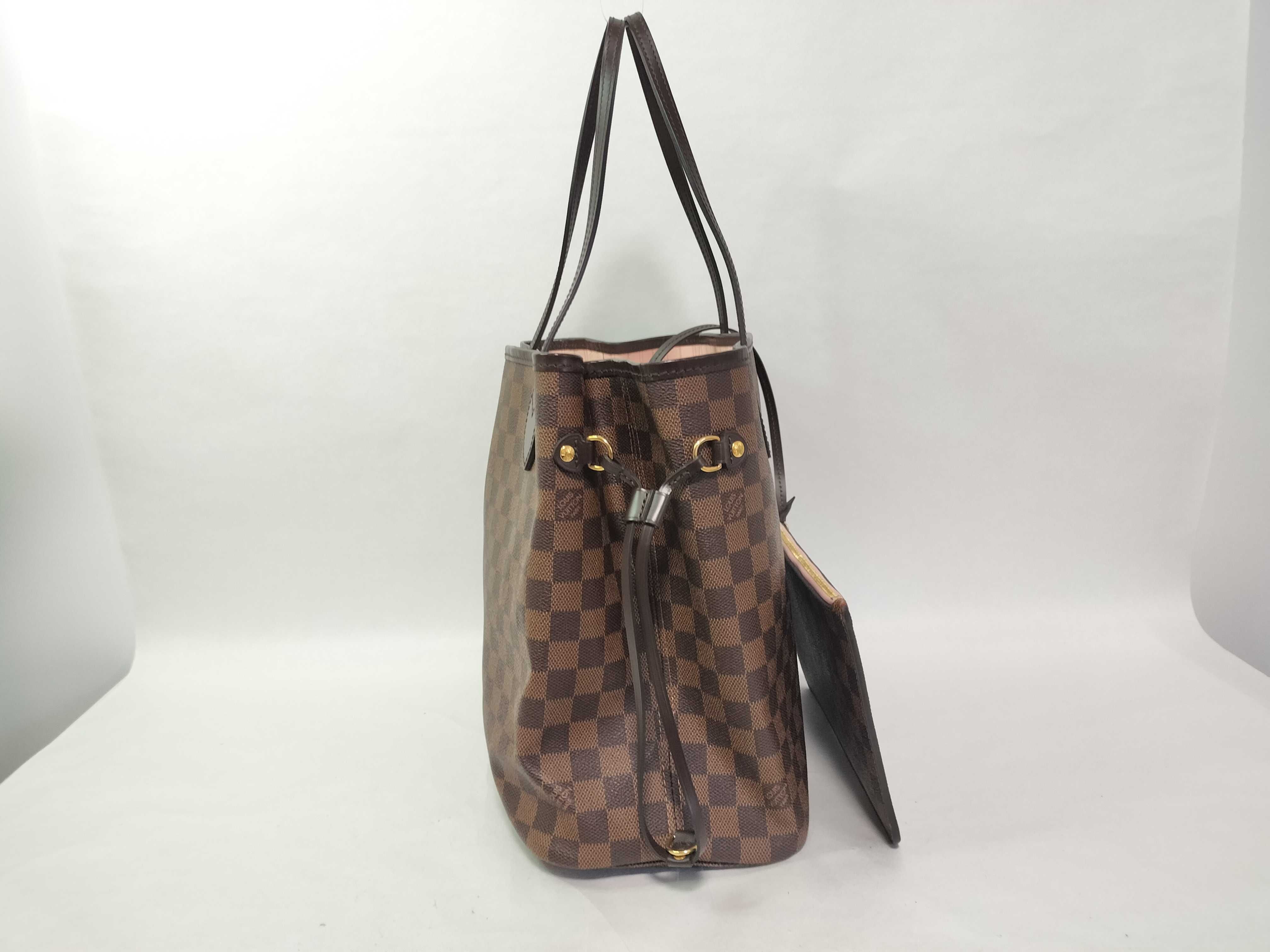 Damier Bag Louis Vuitton Damier Neverfull MM Tote Bag with Pouch — view 4