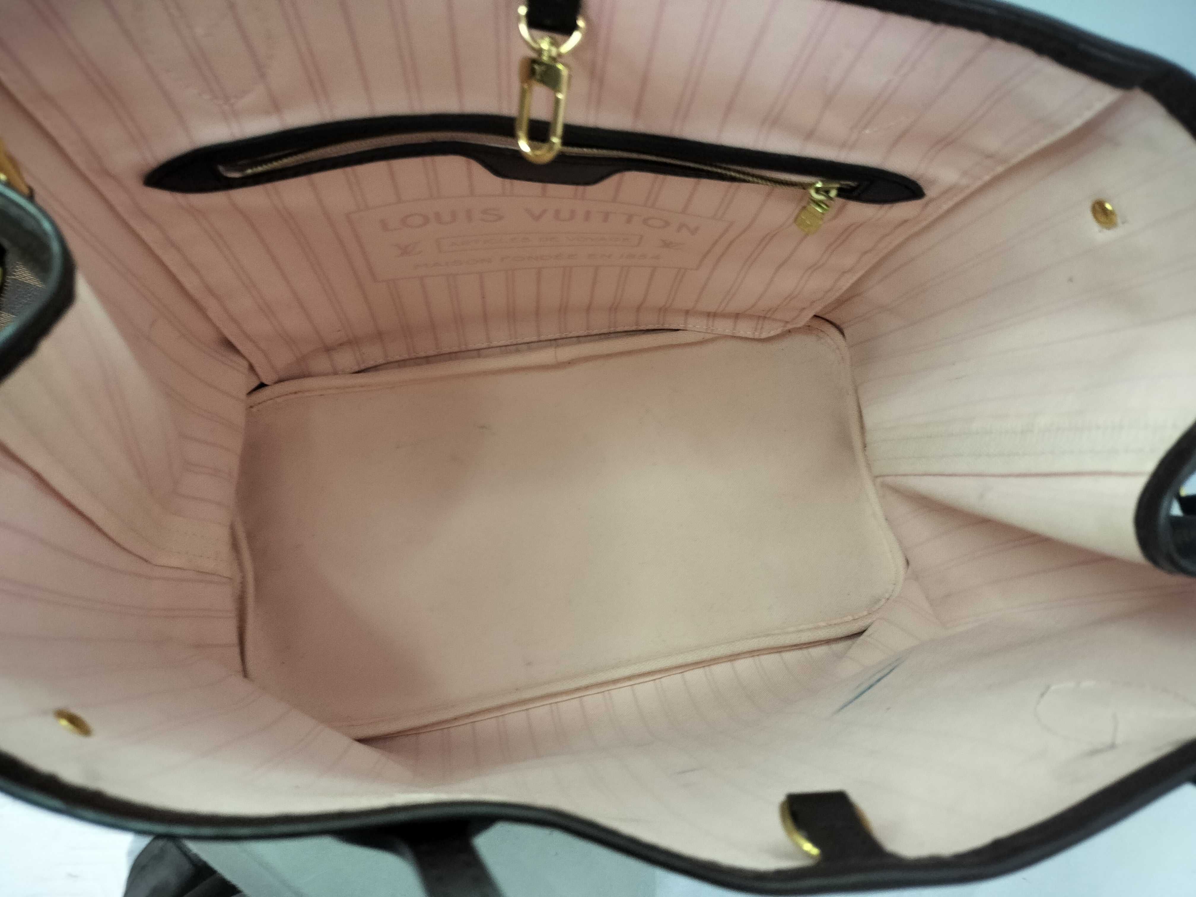 Damier Bag Louis Vuitton Damier Neverfull MM Tote Bag with Pouch — view 10