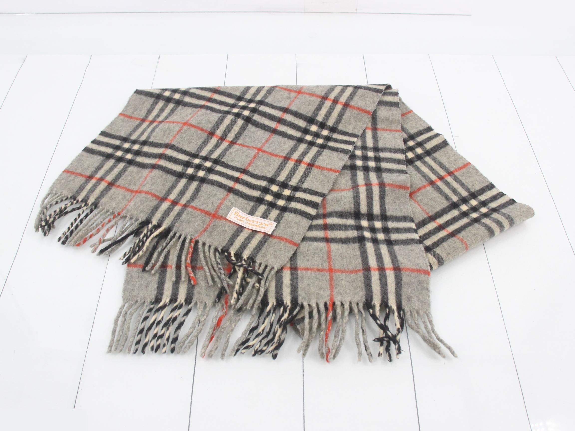 Other lines: Small items, accessories, and scarves — view 2