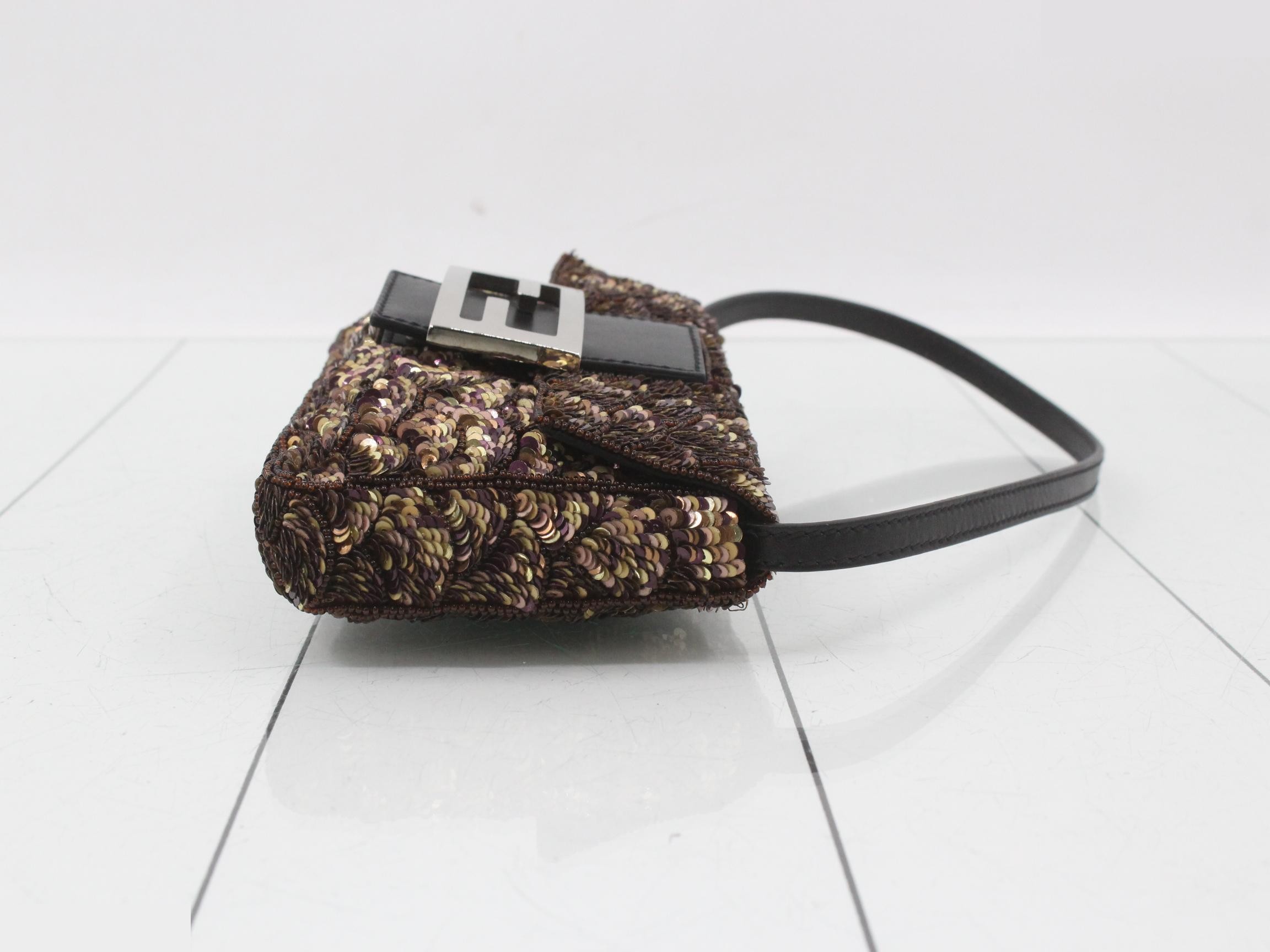 Mamma Bucket Sequin Bag/Handbag — view 3