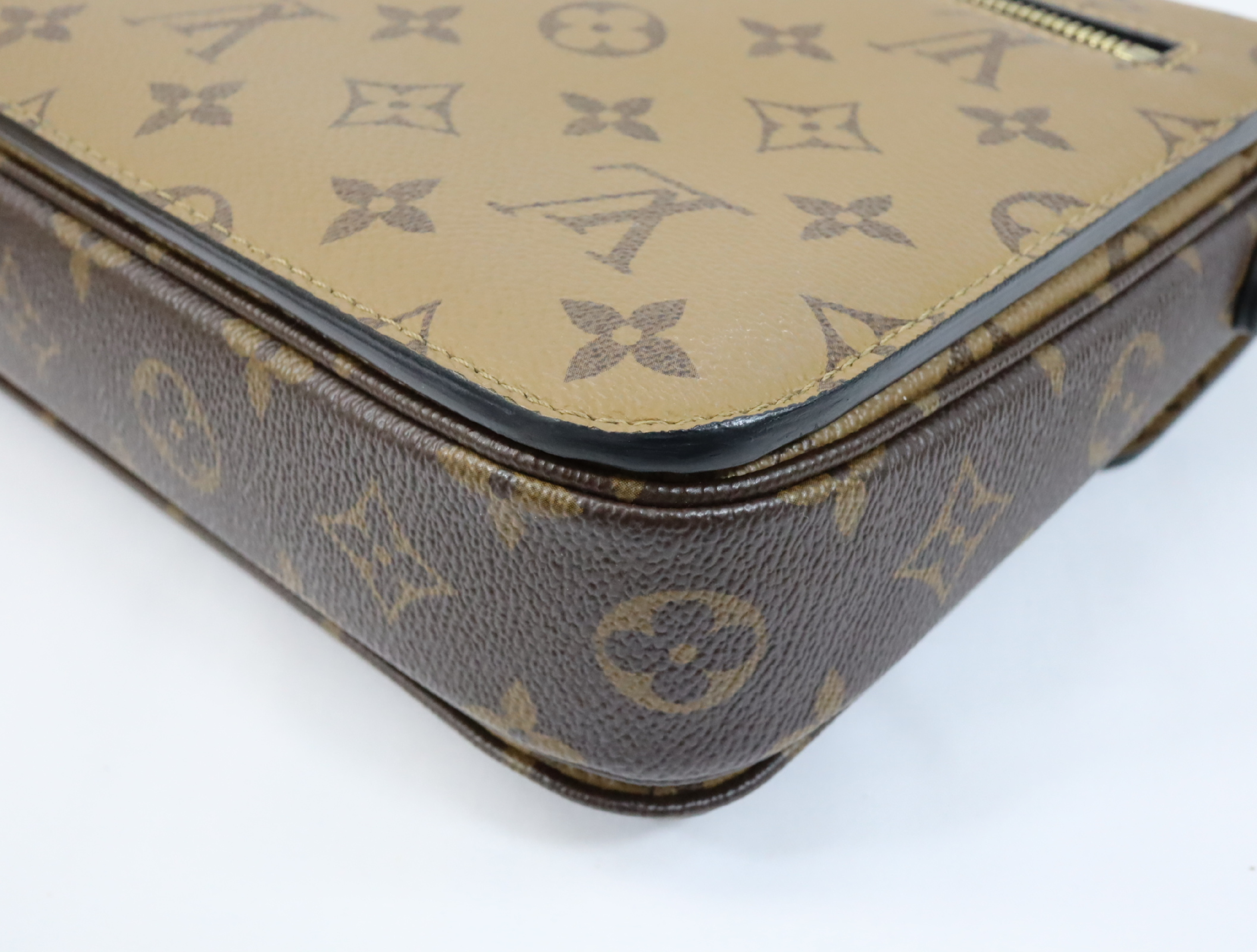 Monogram Reverse Pochette Metis MM M44876 Shoulder Bag (RFID detected) — view 8