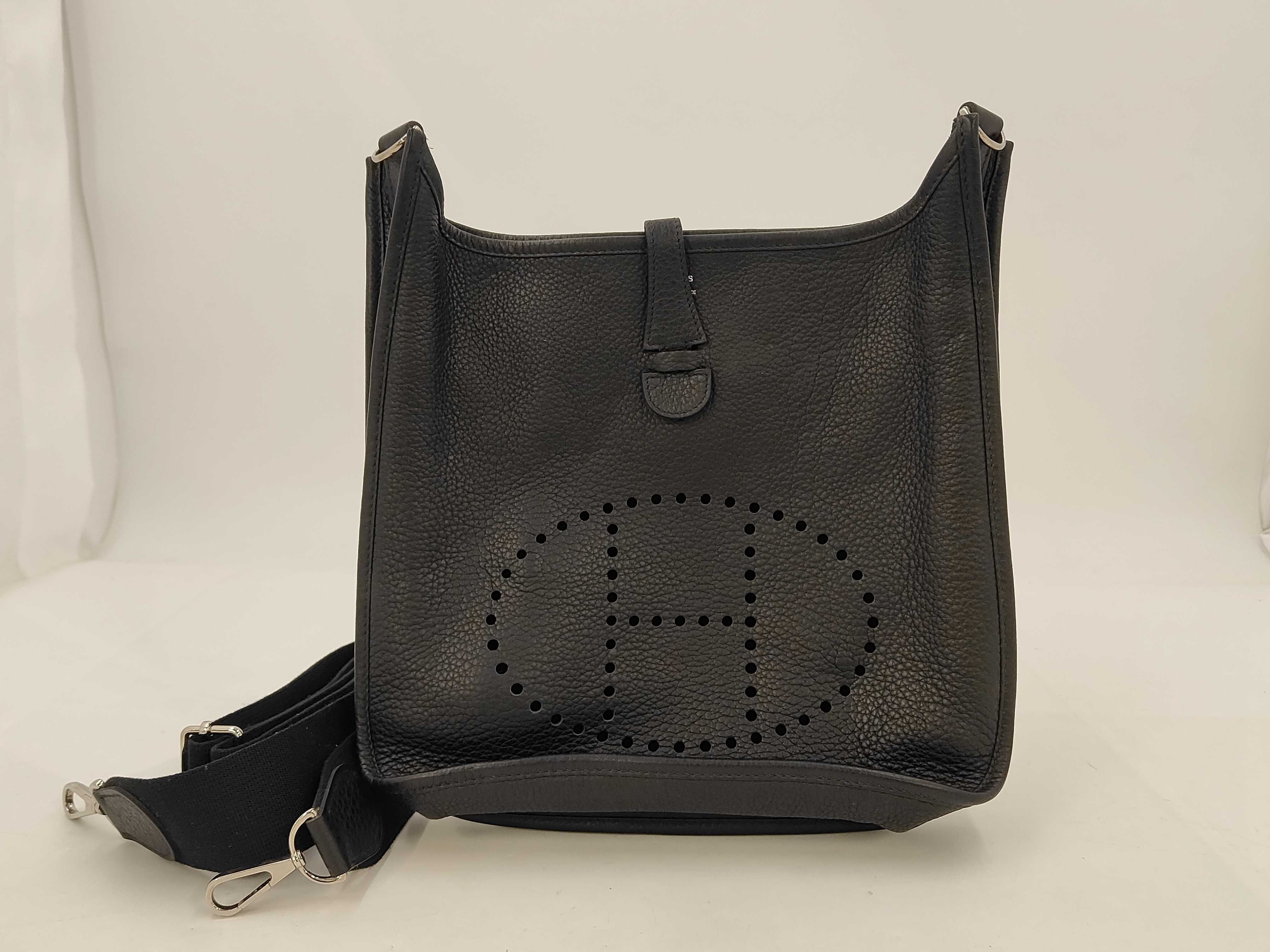 Evelyne 3 PM Shoulder Bag
