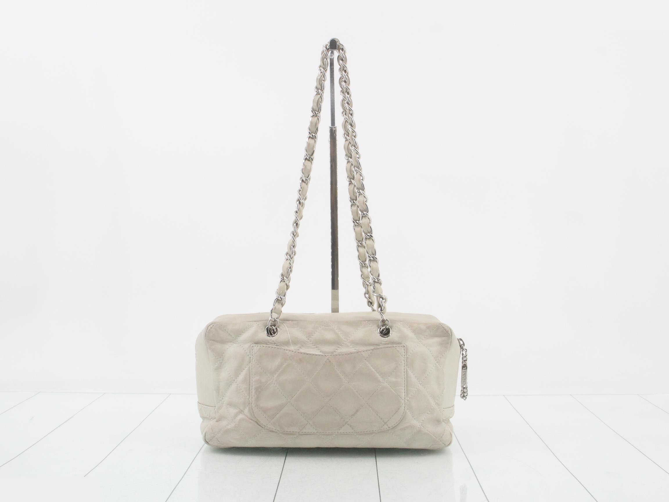 Cambon Line Chain Semi-Shoulder Bag — view 2
