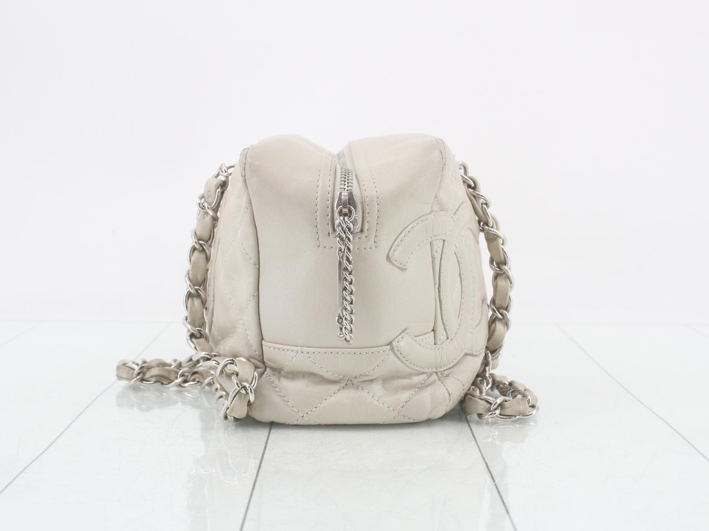 Cambon Line Chain Semi-Shoulder Bag — view 4