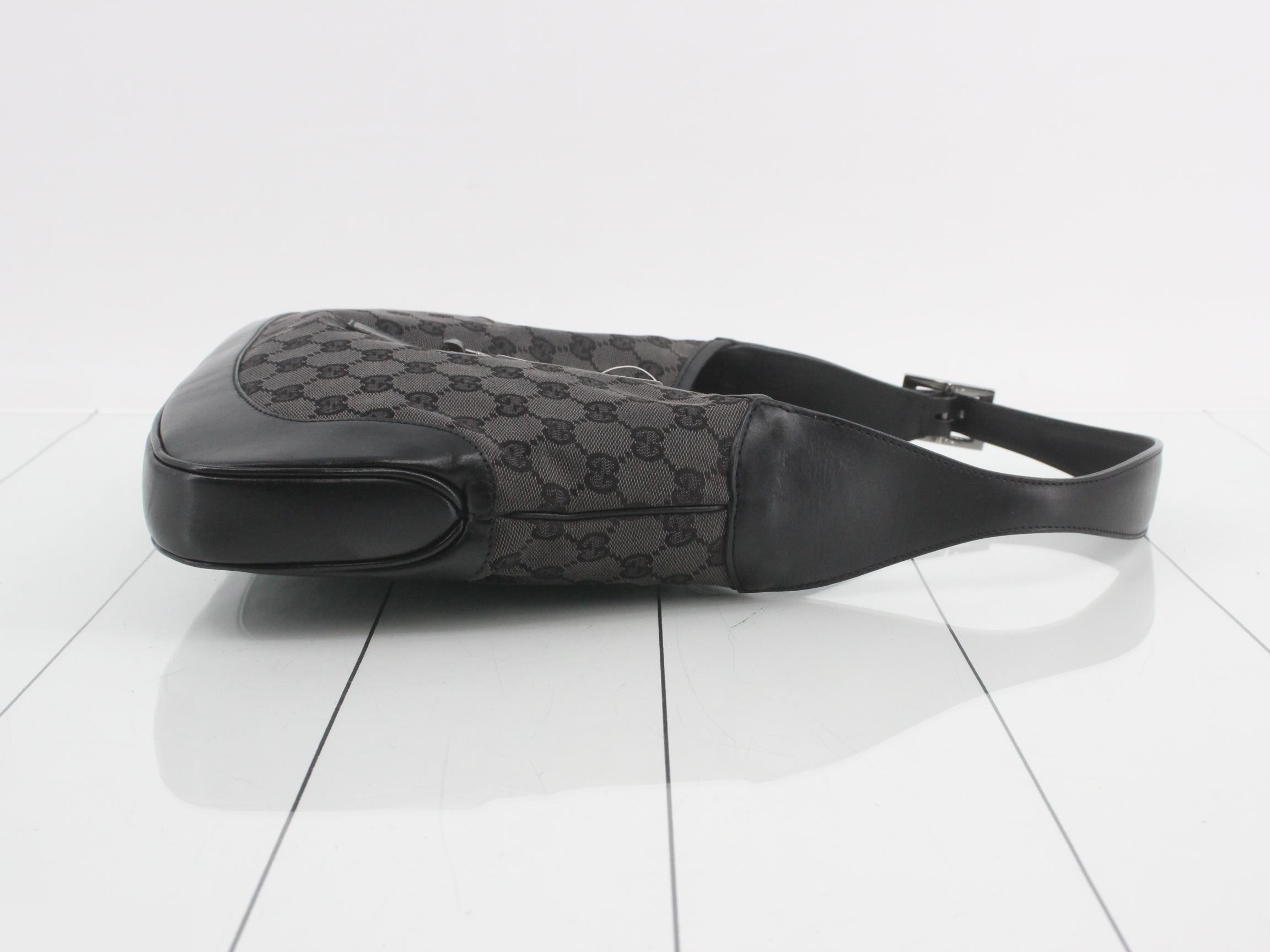 GG Canvas (Bag) - Shoulder Bag — view 3
