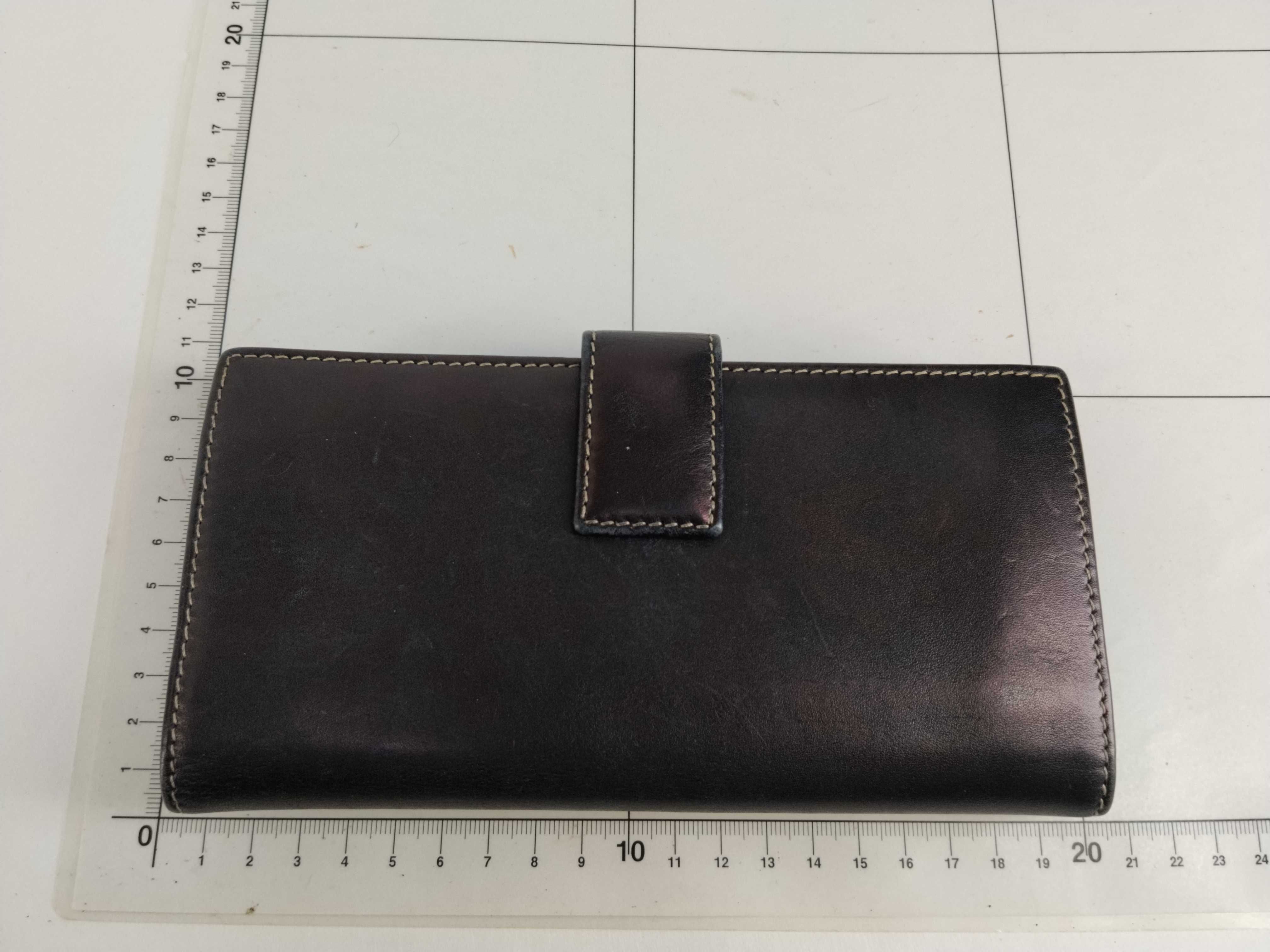 Interlocking G / 181393-2067 / Long Wallet / Leather Wallet — view 2
