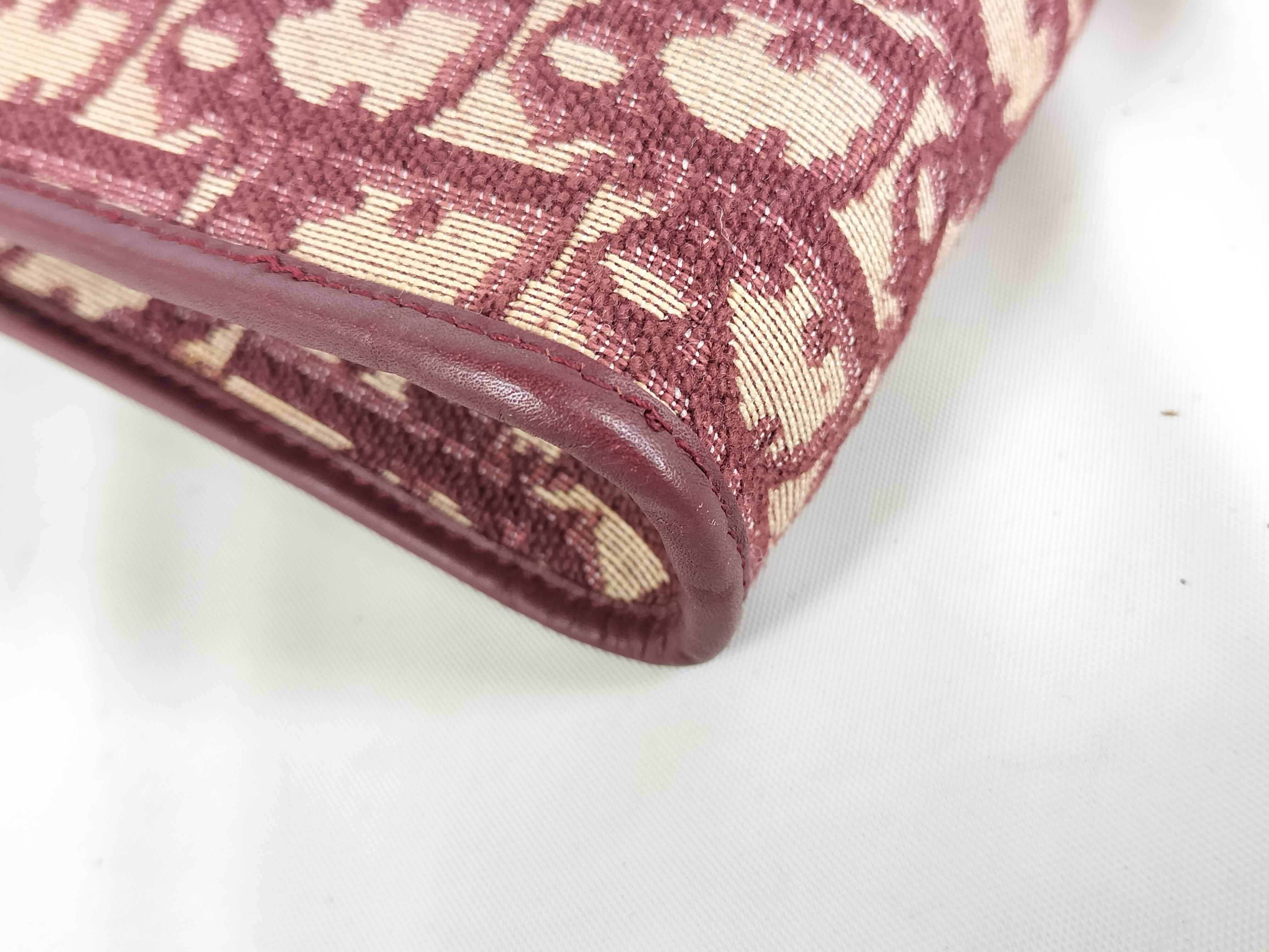 Trotter Bordeaux Vintage Shoulder Bag — view 3