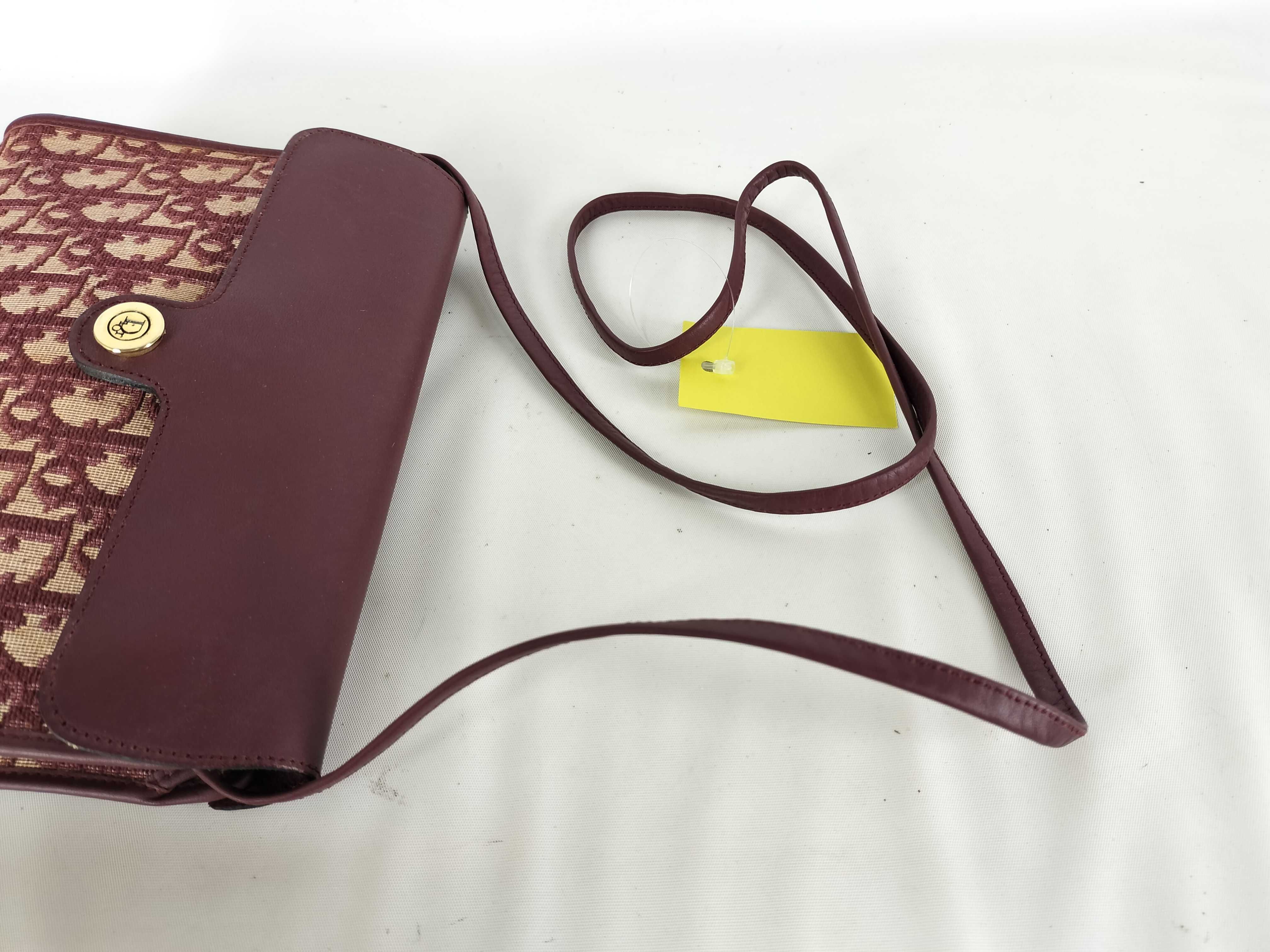 Trotter Bordeaux Vintage Shoulder Bag — view 5
