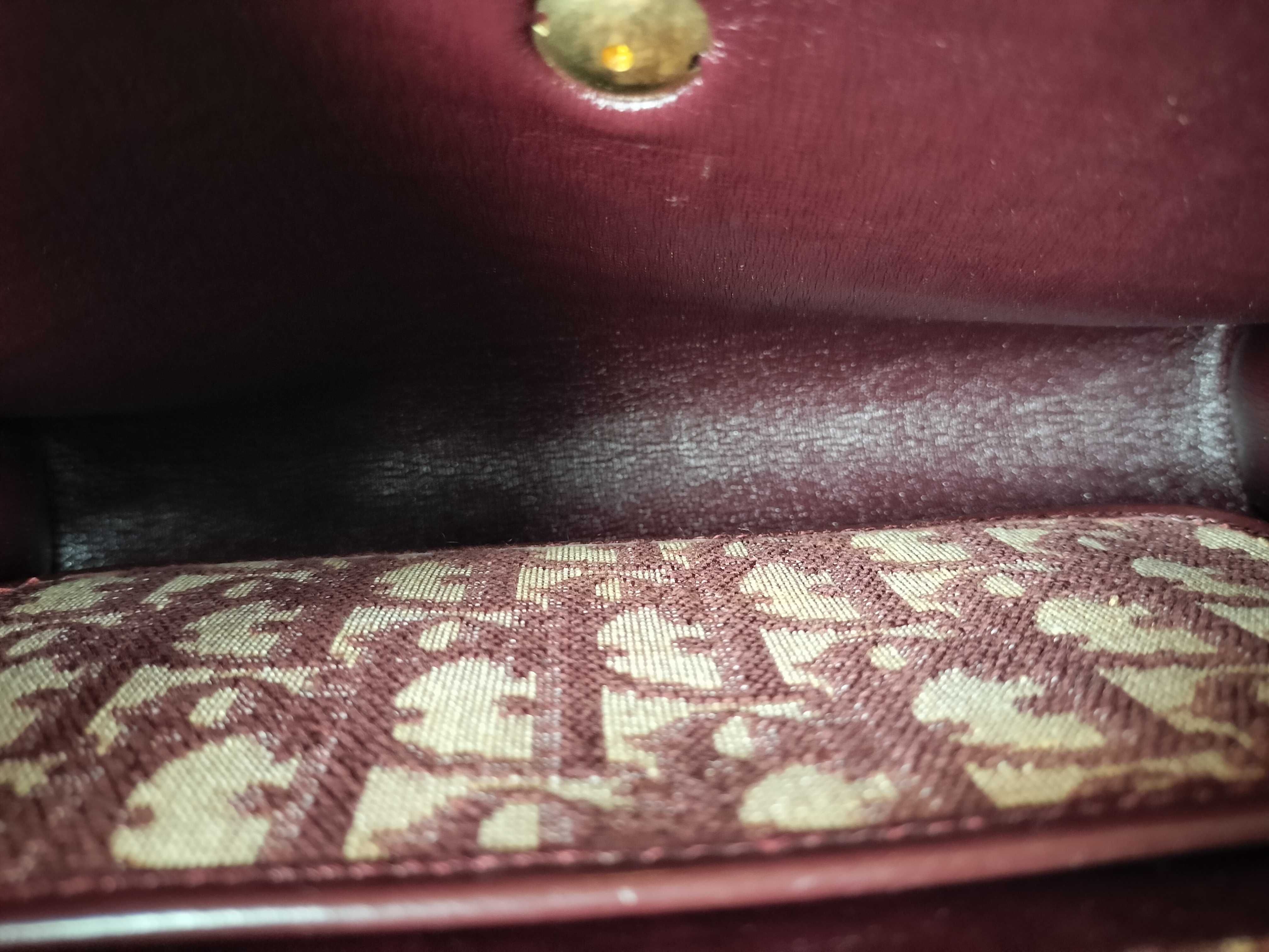 Trotter Bordeaux Vintage Shoulder Bag — view 9