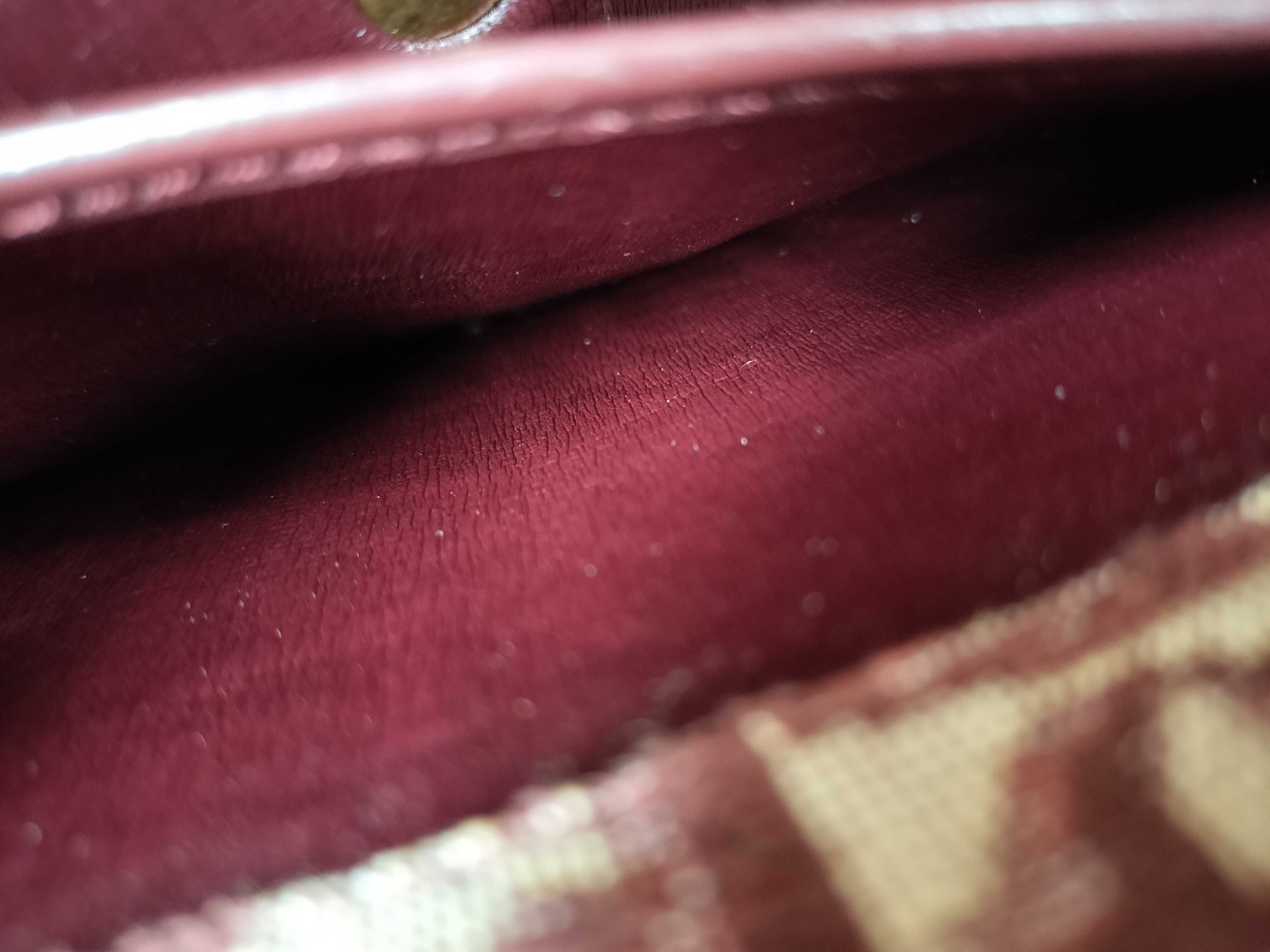 Trotter Bordeaux Vintage Shoulder Bag — view 10