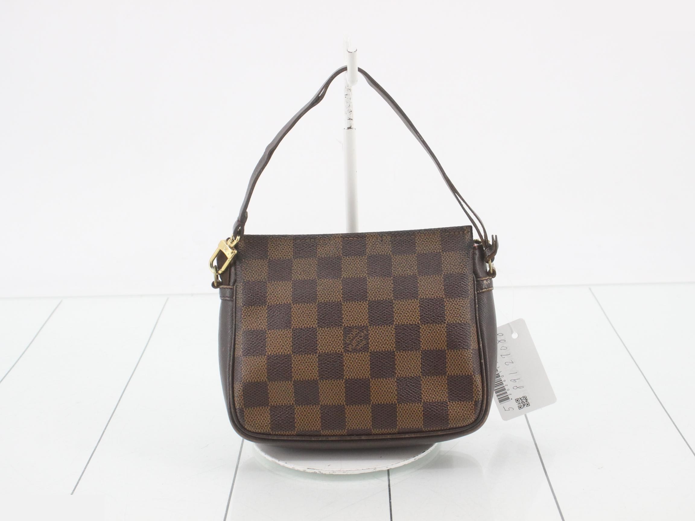 Damier Trousse Makeup Accessory Pouch — view 2