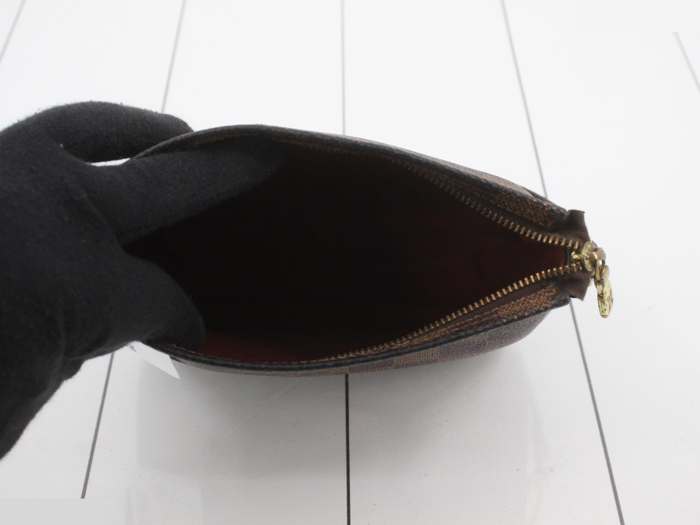 Damier Trousse Makeup Accessory Pouch — view 4