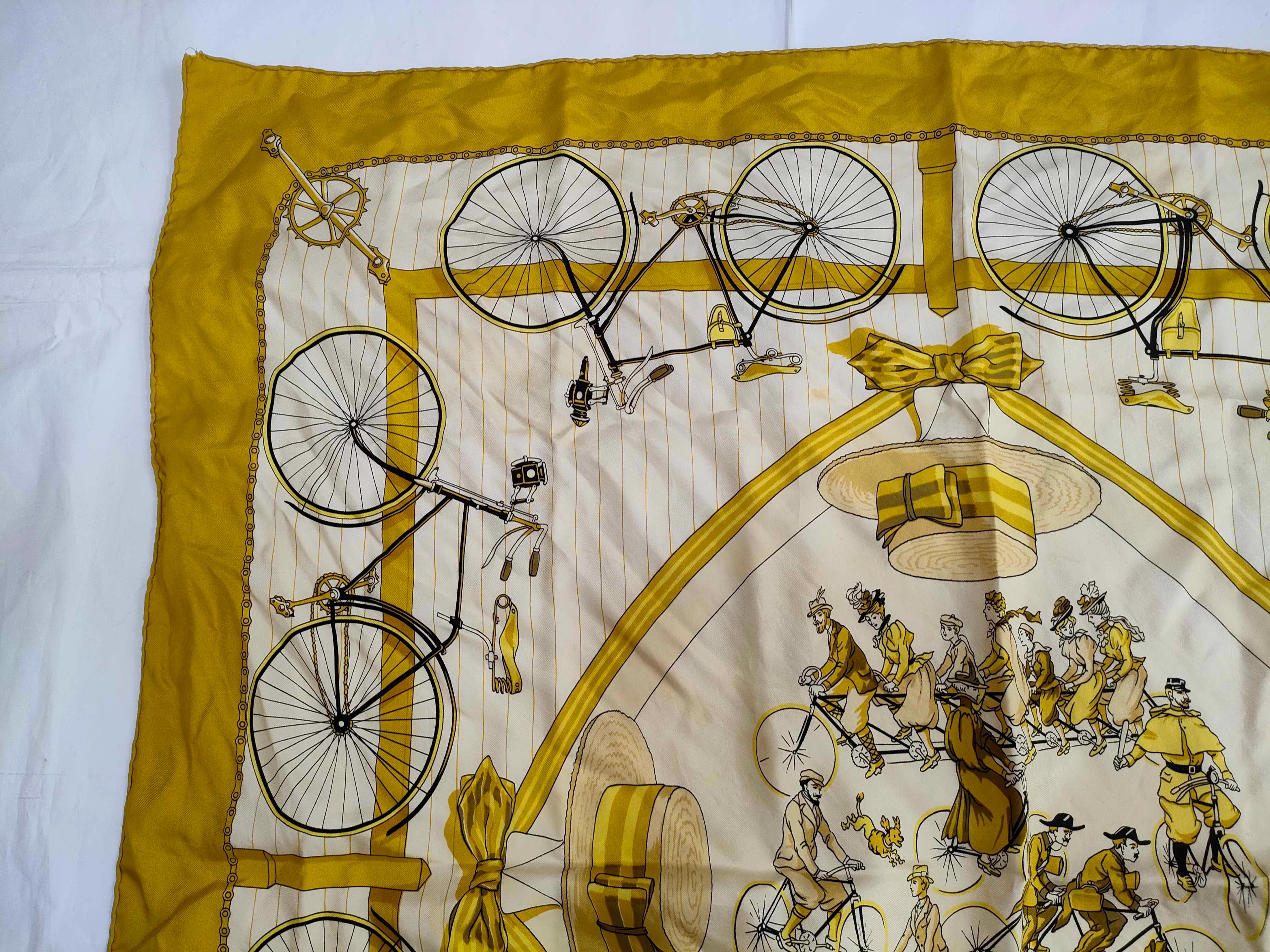 Carre 90 LES BECANES (Bicycle) Silk Other Accessories — view 7