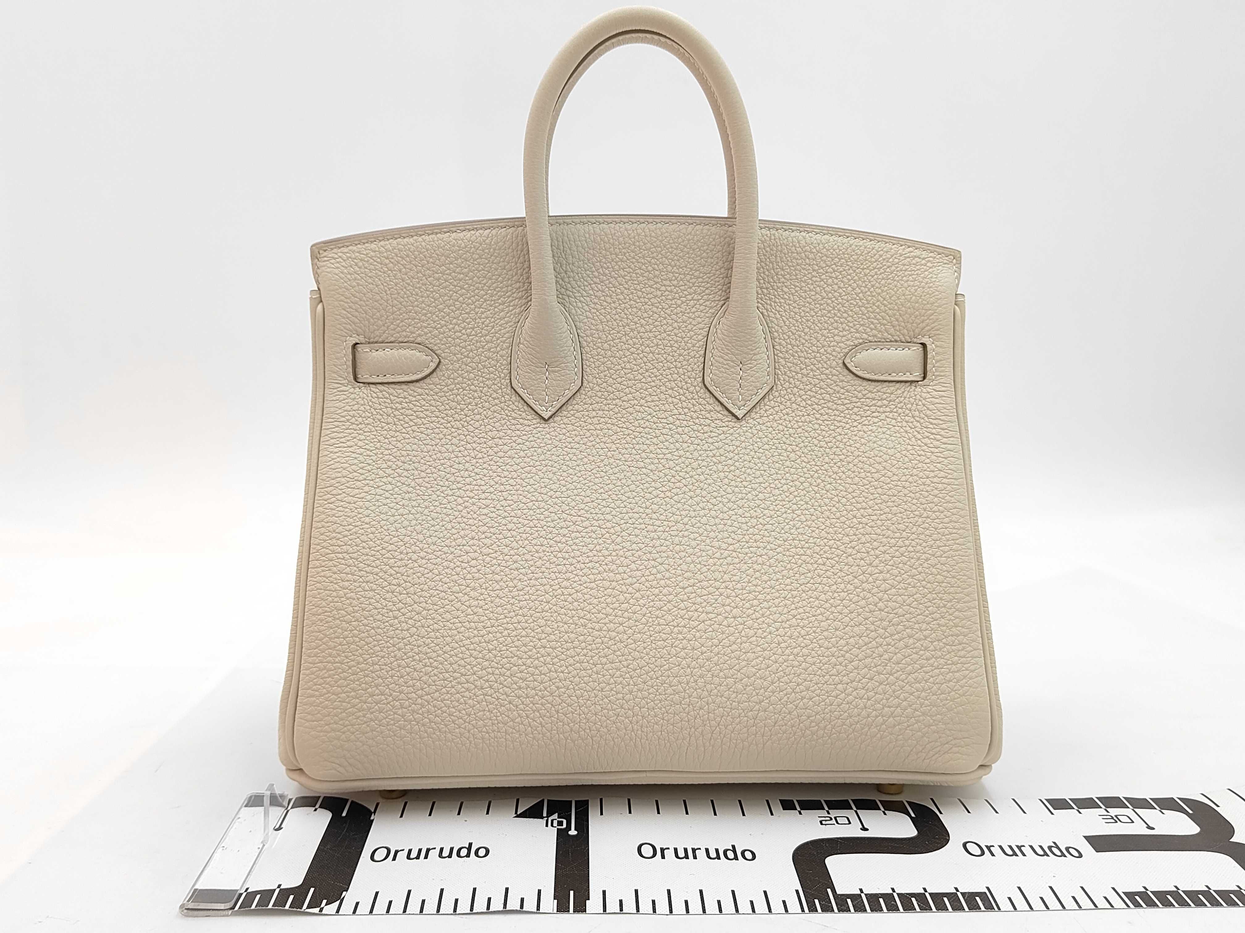 Birkin 25 Togo Leather, Gold Hardware, Gold Stamp Handbag — view 2