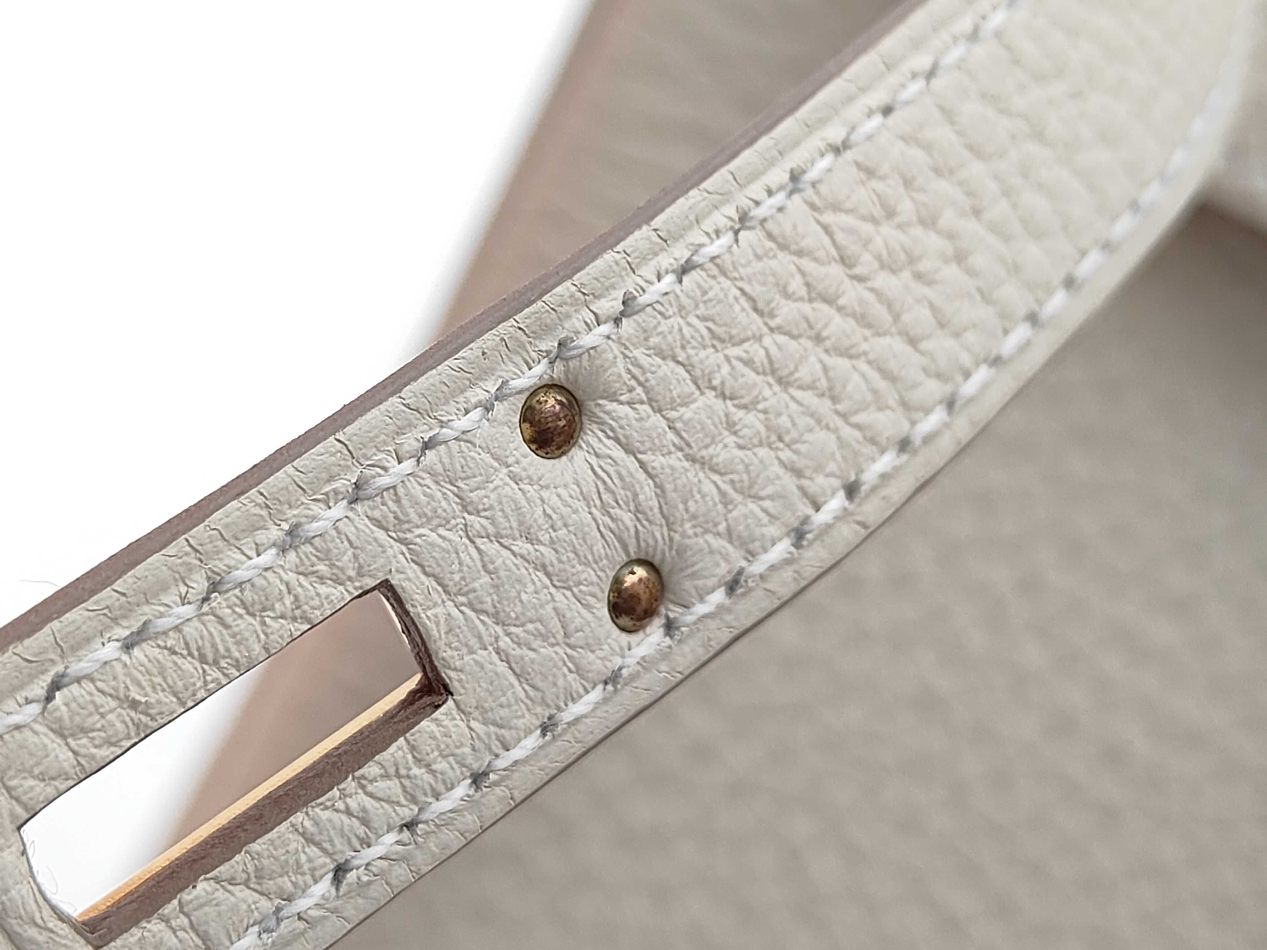 Birkin 25 Togo Leather, Gold Hardware, Gold Stamp Handbag — view 10