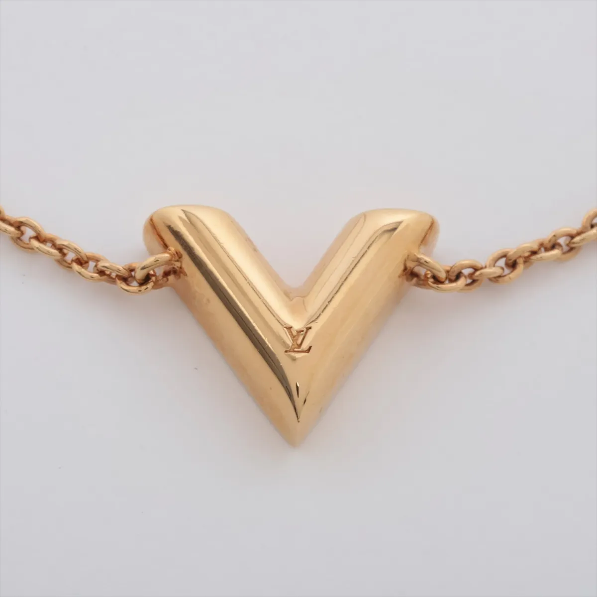 M61084 Essential V LE1210 Bracelet, GP Gold, shows signs of wear, — view 2