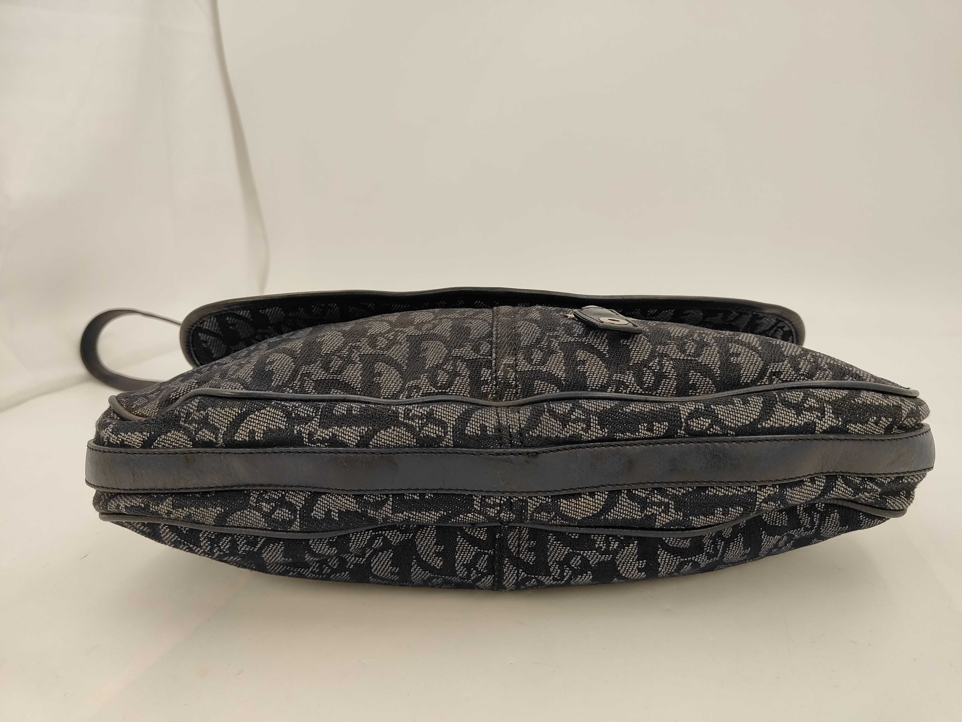 Christian Trotter Canvas Shoulder Bag — view 7