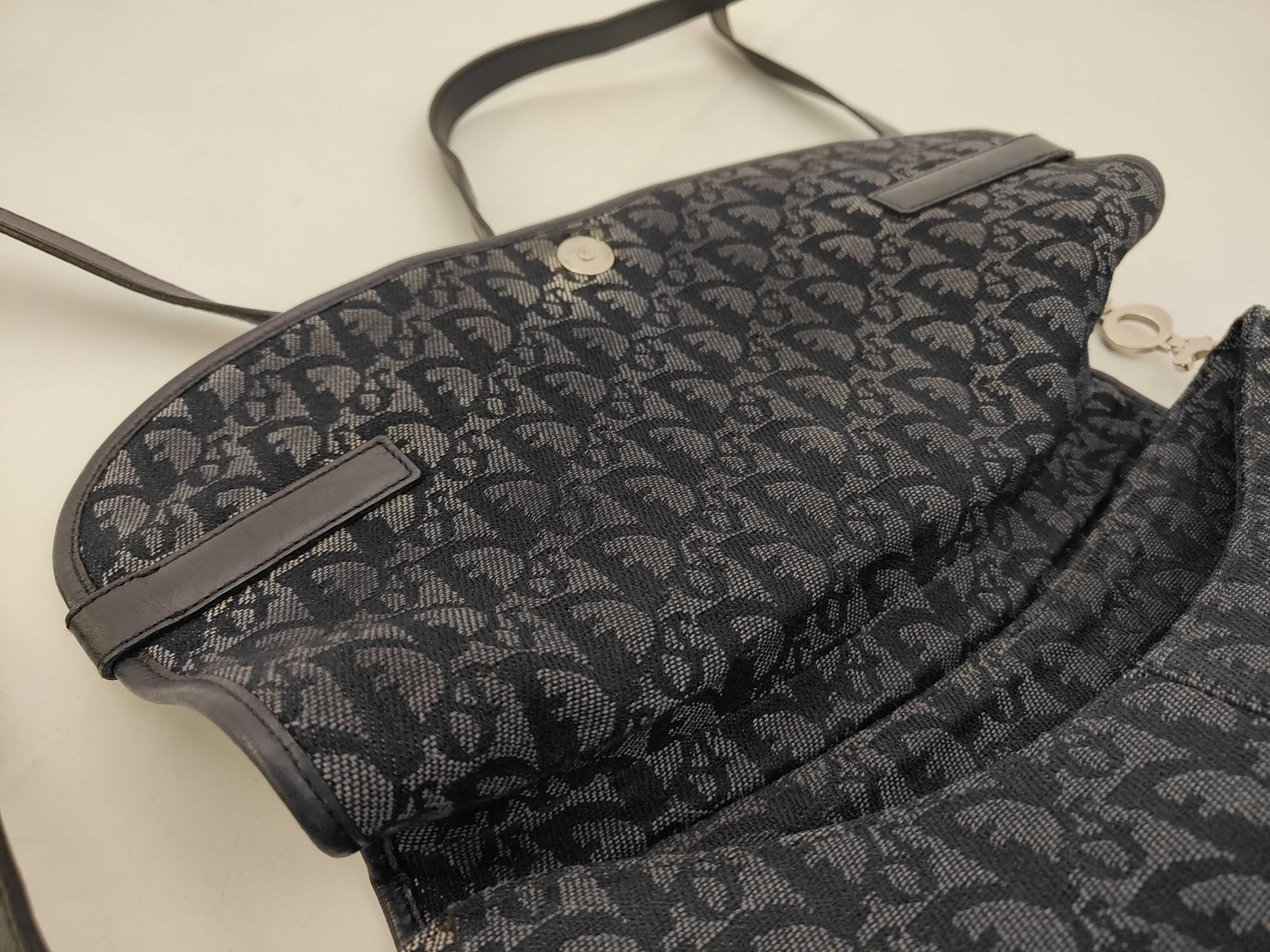 Christian Trotter Canvas Shoulder Bag — view 8
